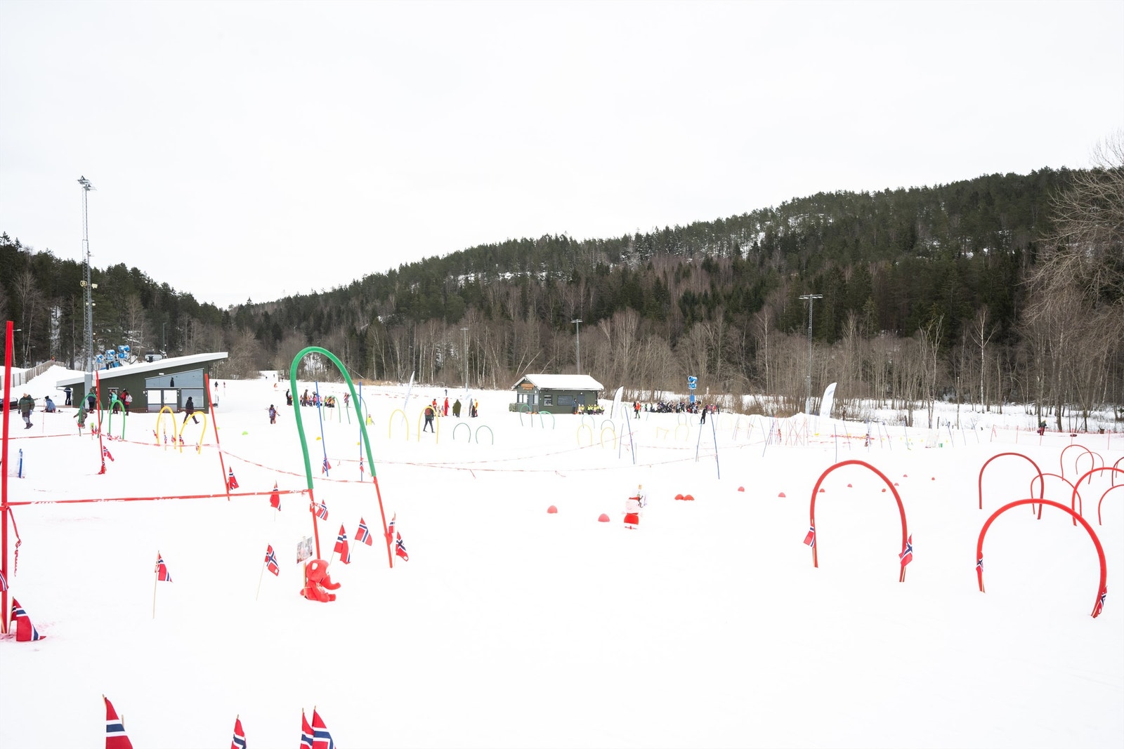 Aktivt idrettsmiljø i Rustad idrettslag innen ski. Galleribilde