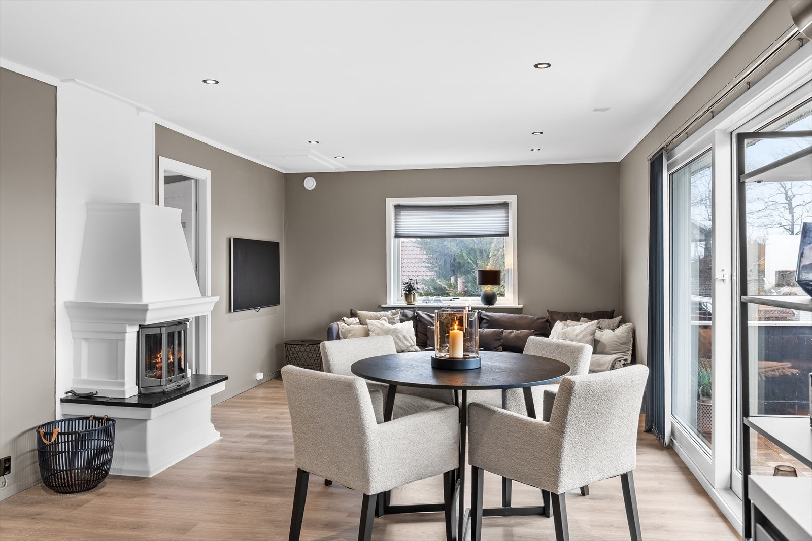 Her kan man nyte en bedre middag med venner. Galleribilde