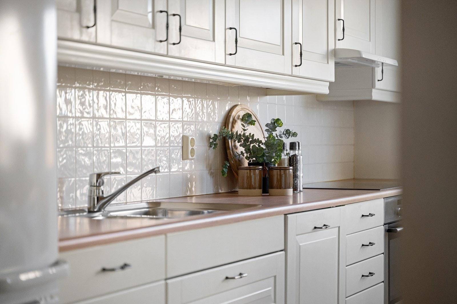 Godt med benk - og skapplass Galleribilde