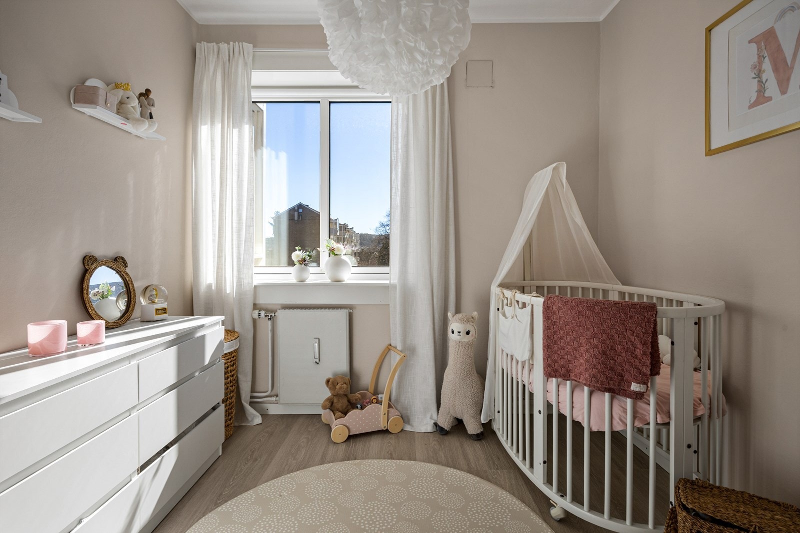 Det andre soverommet er lunt og behagelig. Galleribilde