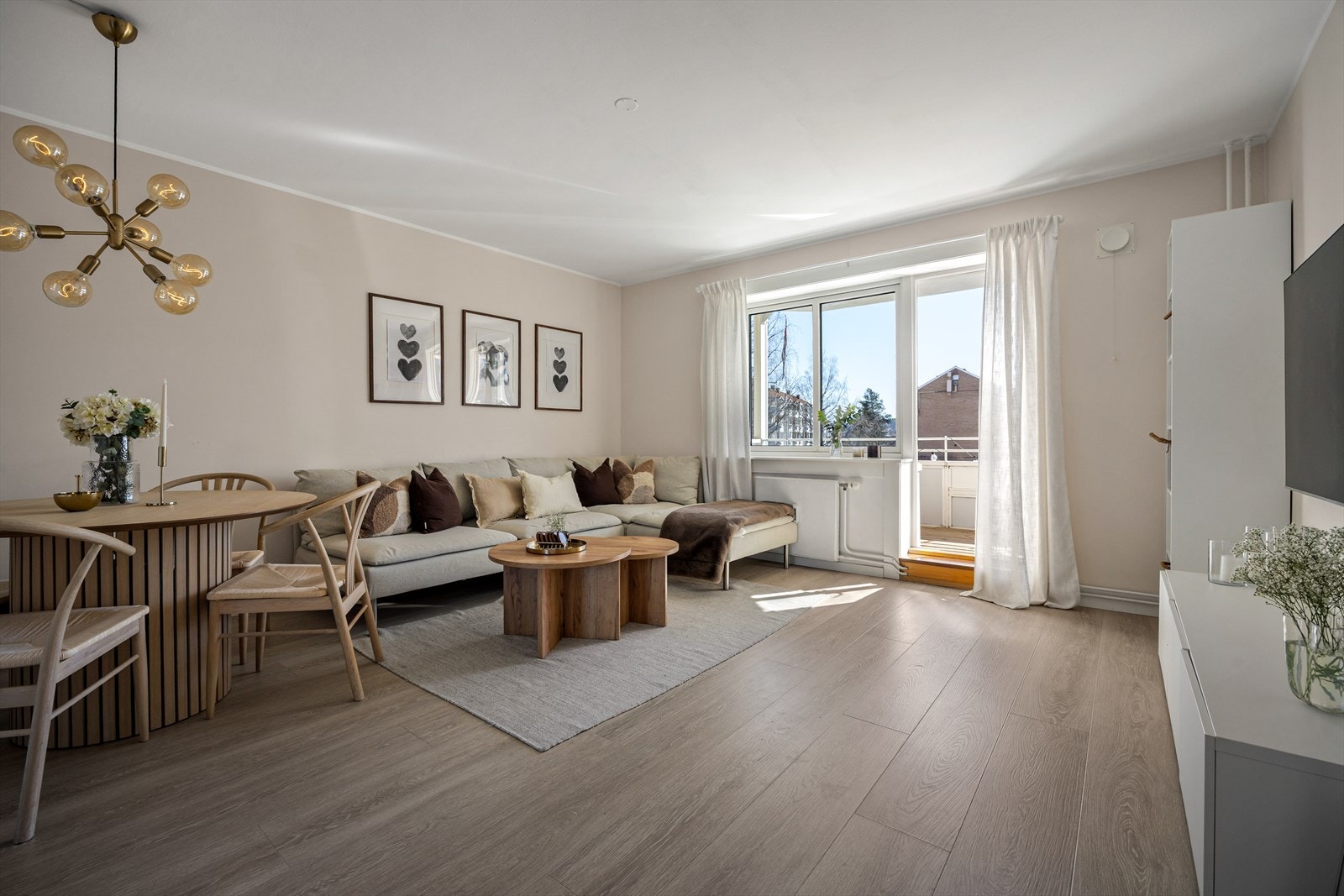 Velkommen til Kalbakkslyngen 13, presentert av lokalmegler Mathias Traverso ved DNB Eiendom. Galleribilde