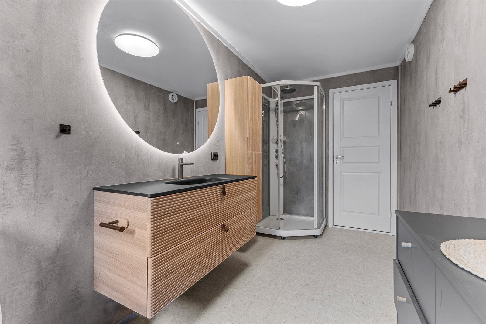 Bad 2. etasje Galleribilde