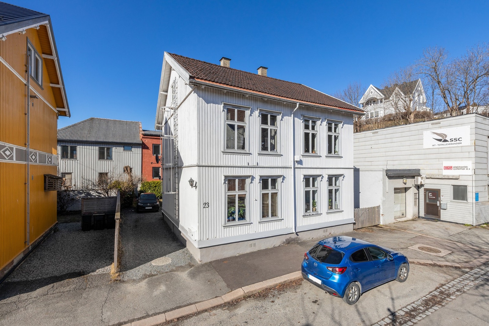 Meget sentral beliggenhet med gangavstand til sentrum Galleribilde