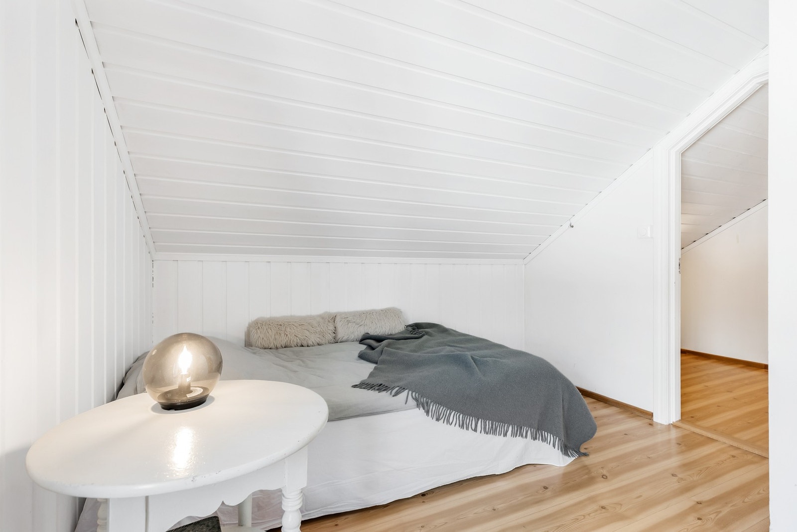 Soverom 1. God størrelse med god plass til dobbeltseng. Galleribilde