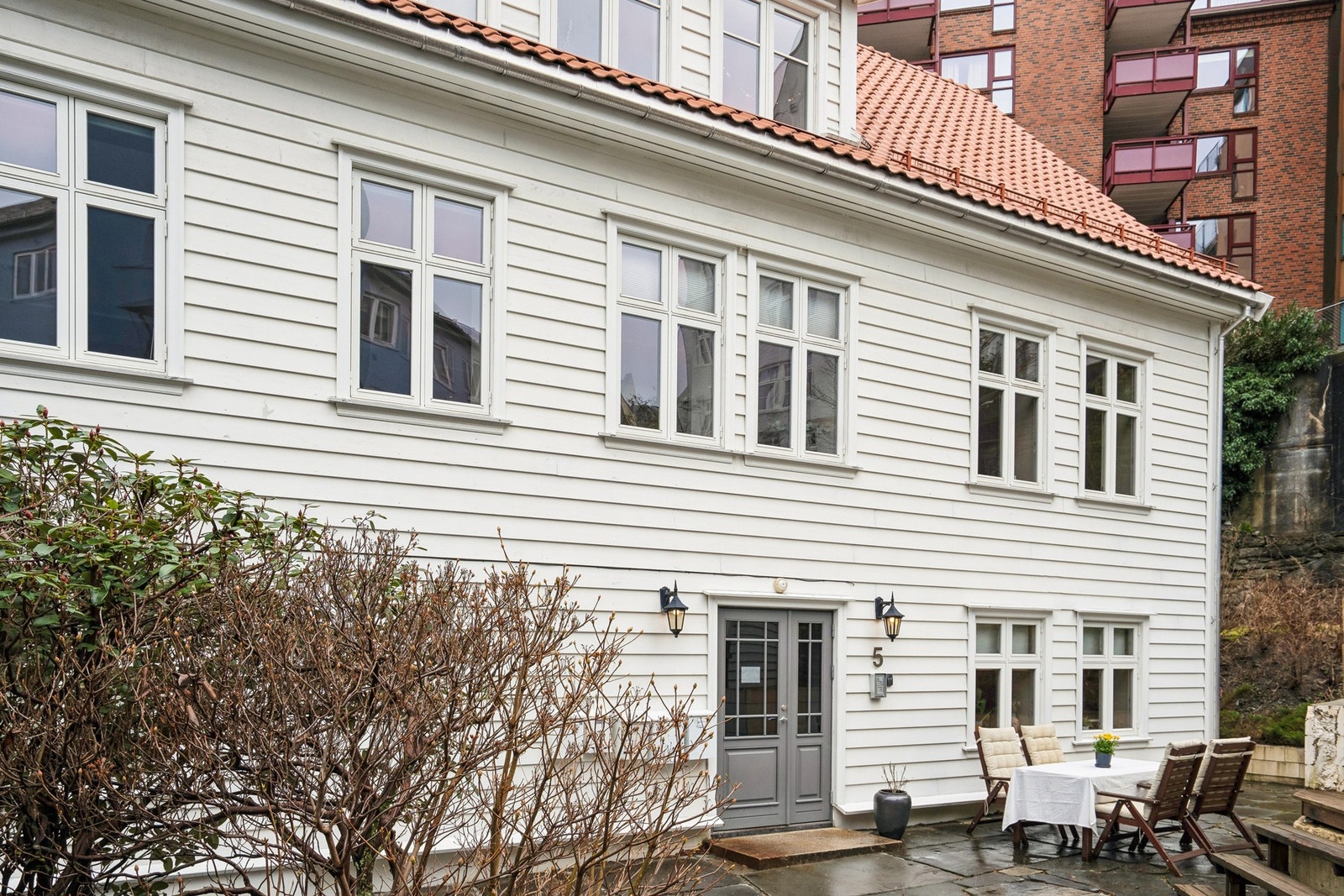 I perioden 2016-2017 ble huset totalrenovert. Det ble blant annet lagt nytt tak, installert nye vinduer samt oppgradert både elektrisk anlegg og røropplegg. Galleribilde