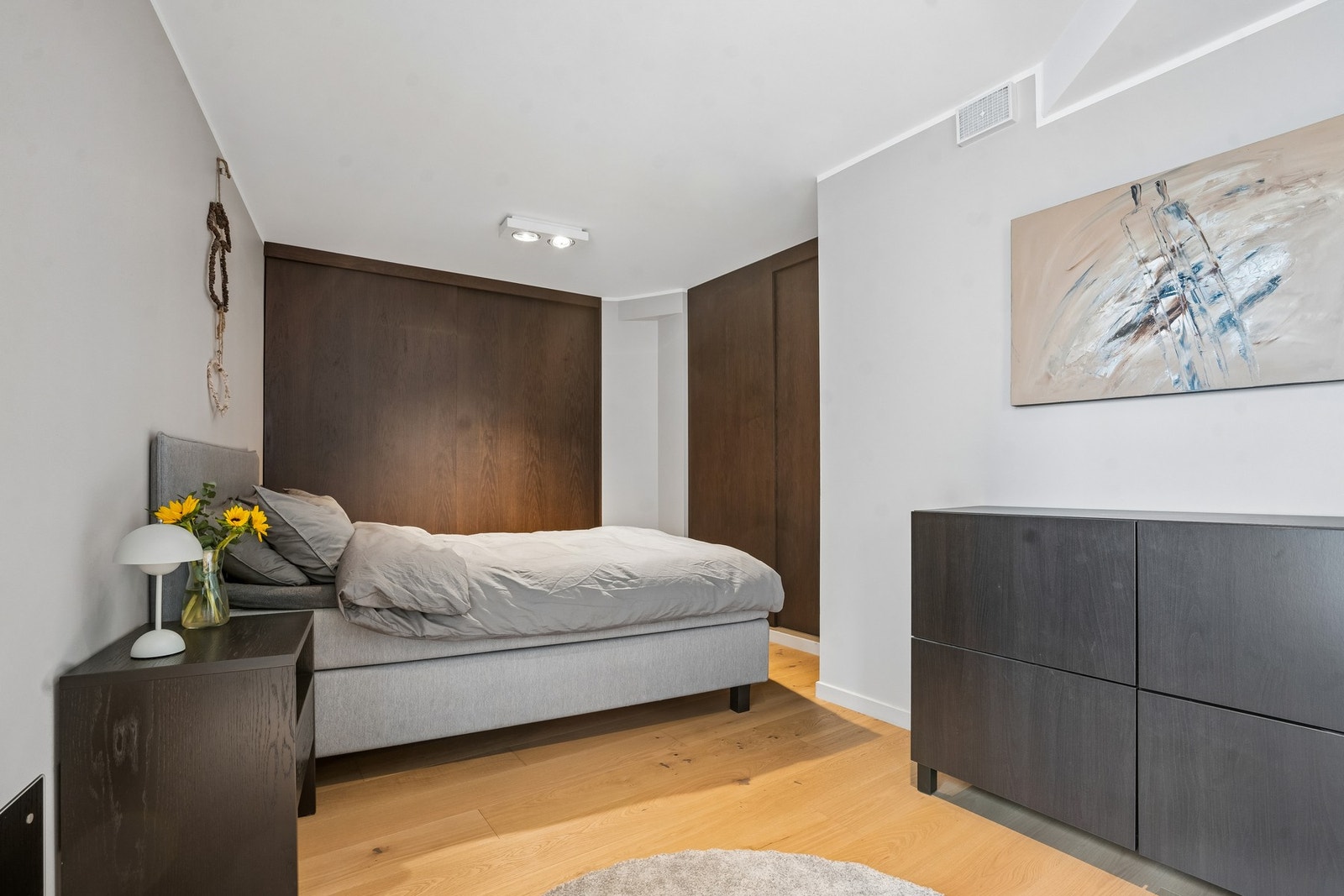 Hovedsoverommet måler hele 15,5 kvadratmeter Galleribilde