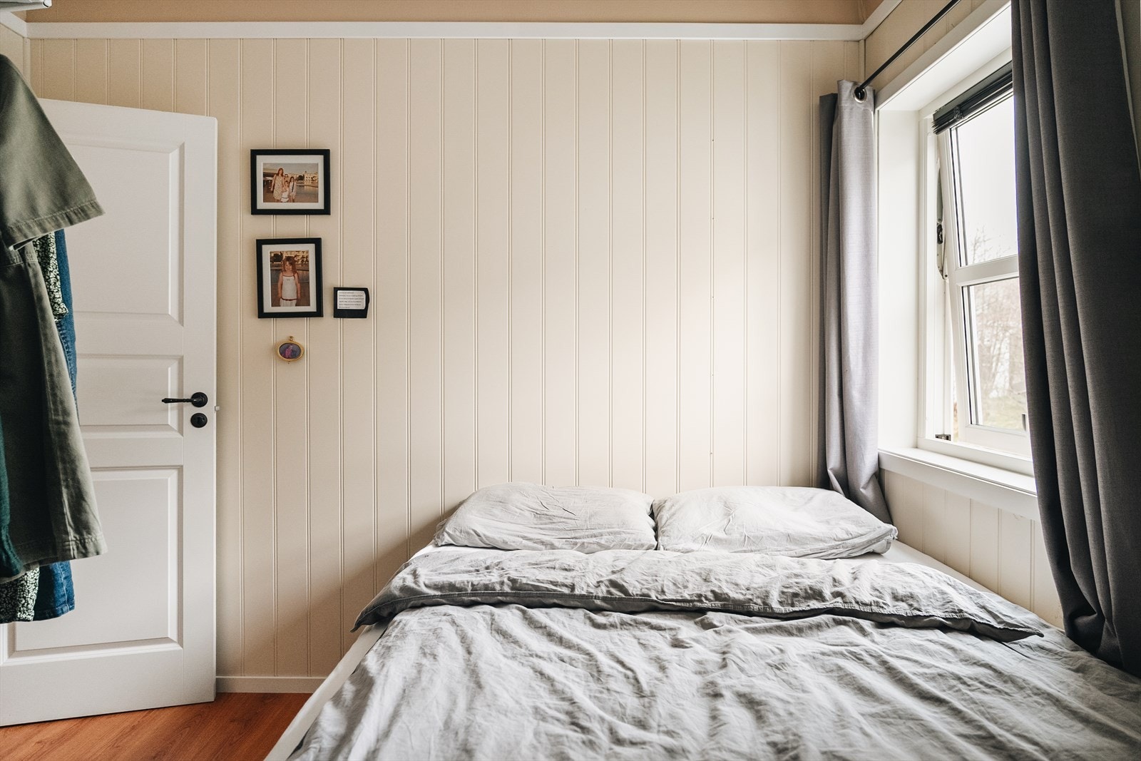 Soverommene er av god størrelse, og har godt med skapplass. Galleribilde