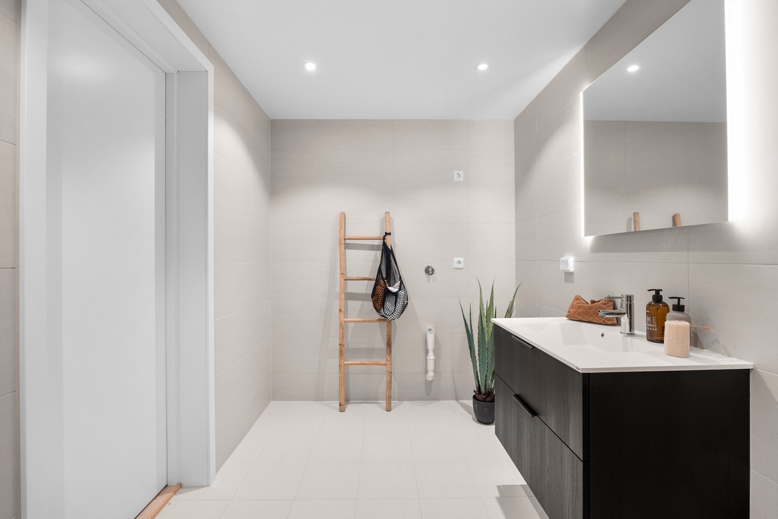 Opplegg og plass for vask/tørk Galleribilde