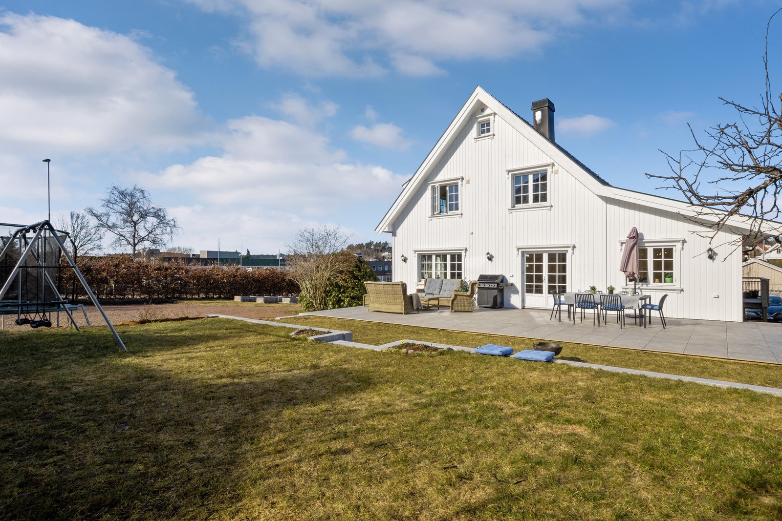 EIE Eiendomsmegling ved Tonny Nielsen ønsker velkommen til en delikat og innholdsrik familiebolig.
Foto: Bjørn Kjærra Galleribilde