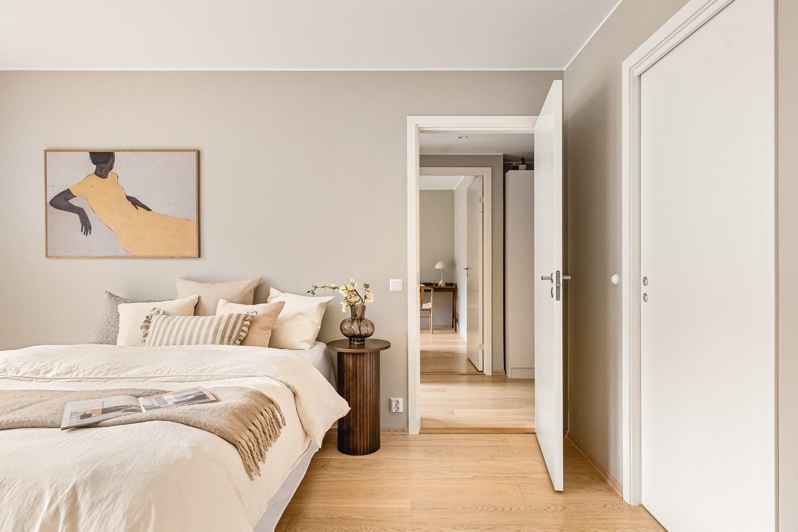 Hovedsoverom med direkte avgang til bod og baderom. Galleribilde