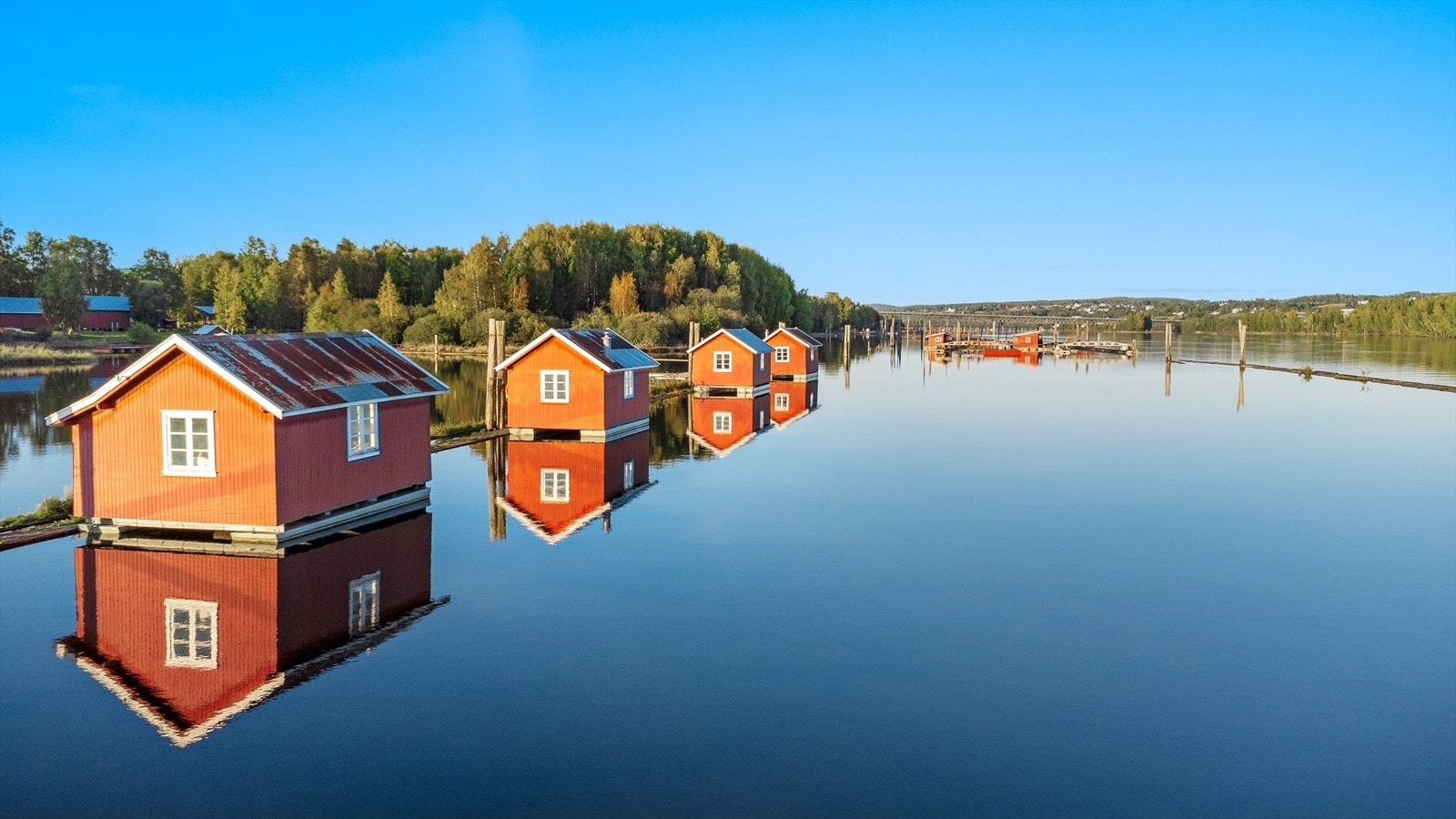 Det er mange spennende turmuligheter, gangveier og treningsfasiliteter i nærmeste nærområde. Galleribilde