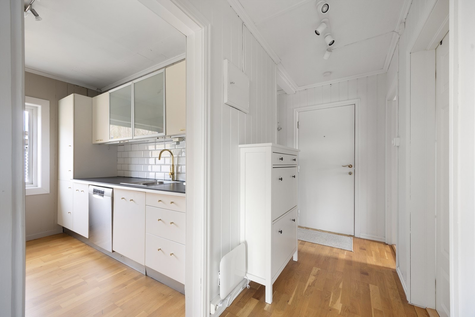 Fin og lys entrè. Galleribilde