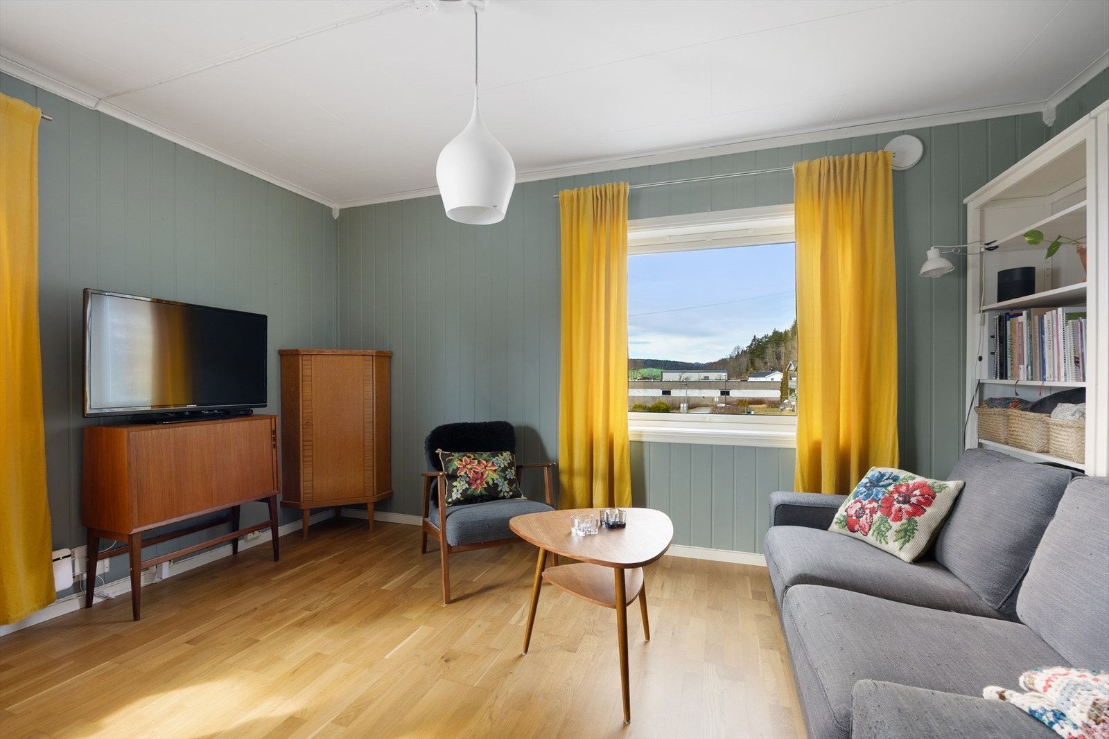 Kabel tv og bredbånd er inkludert i fellesutgiftene. Galleribilde