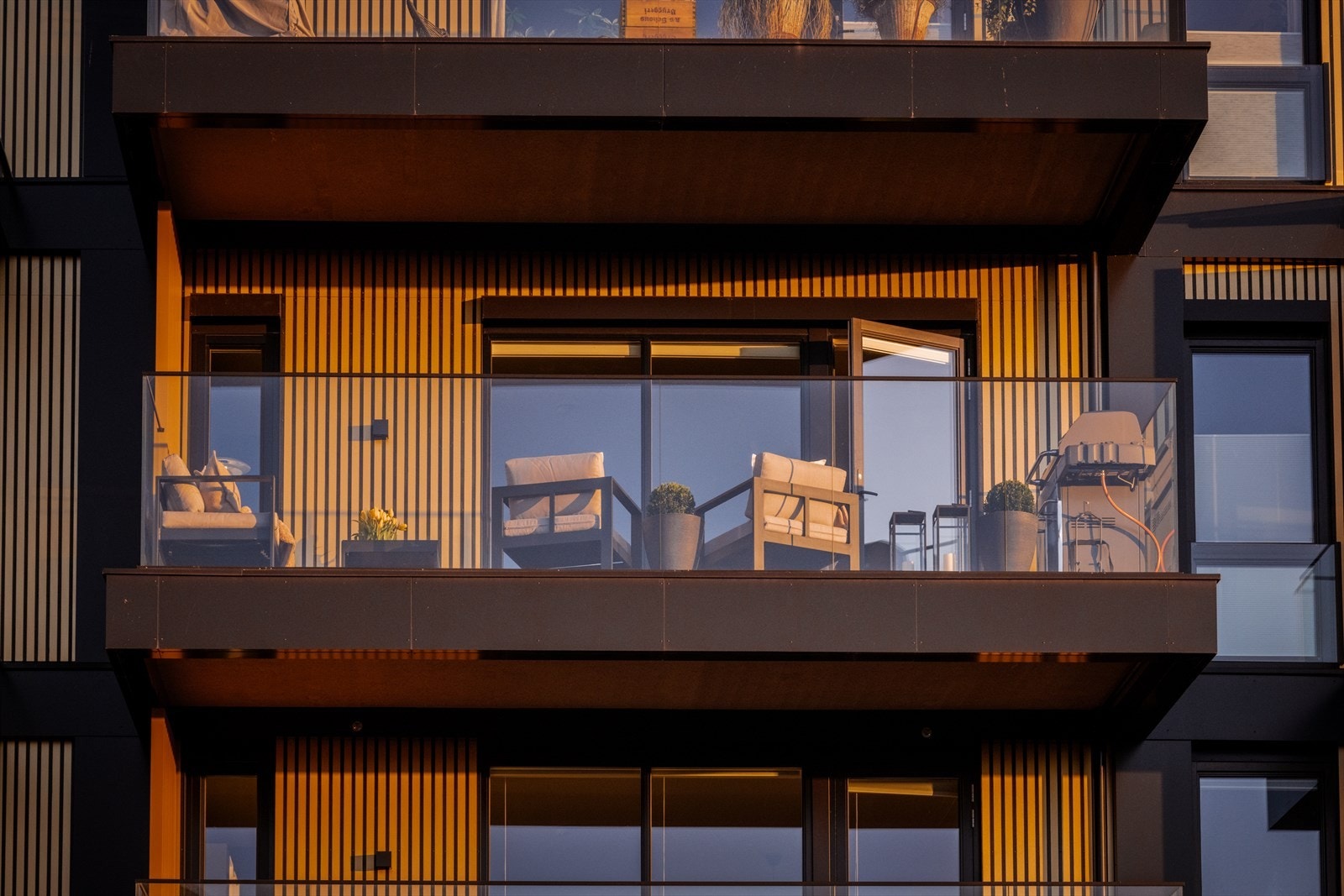 Leiligheten ligger fint til byggets 5. etasje. Galleribilde