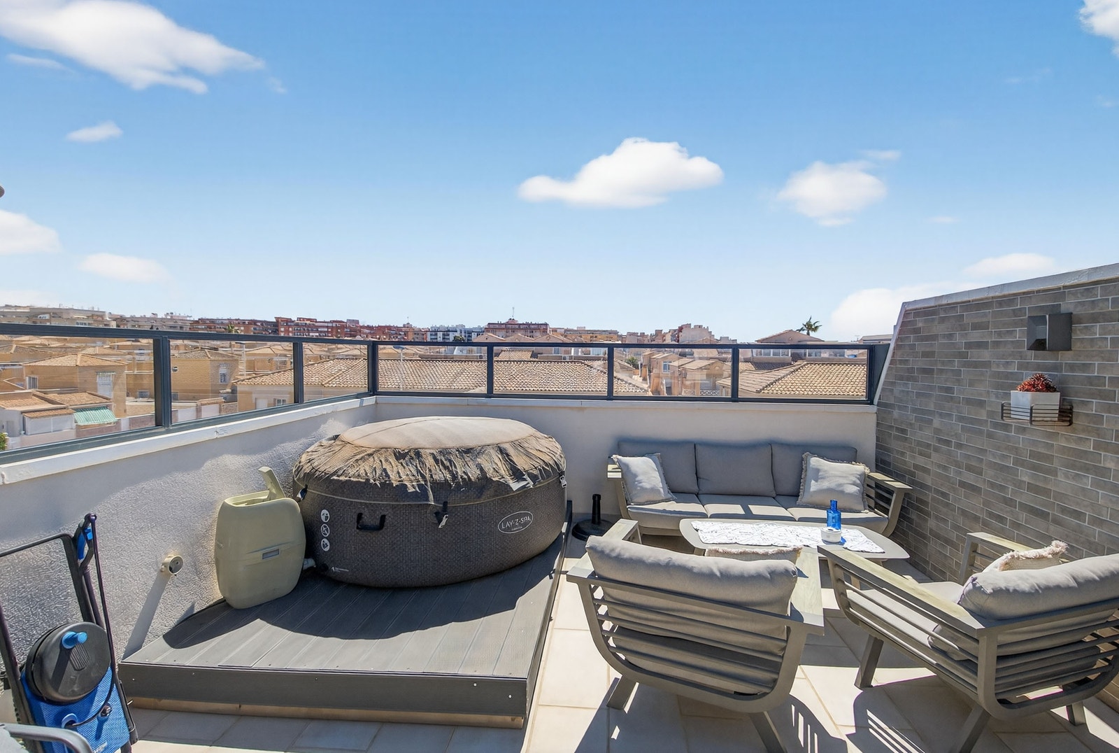 Takterrassen med bobblebad Galleribilde