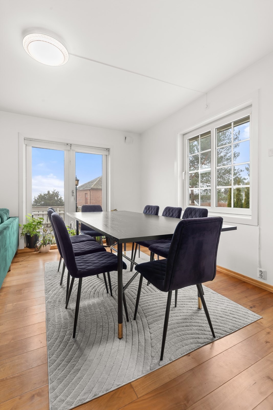 Her er det god plass til trivelig middager med familie og gjester. Galleribilde