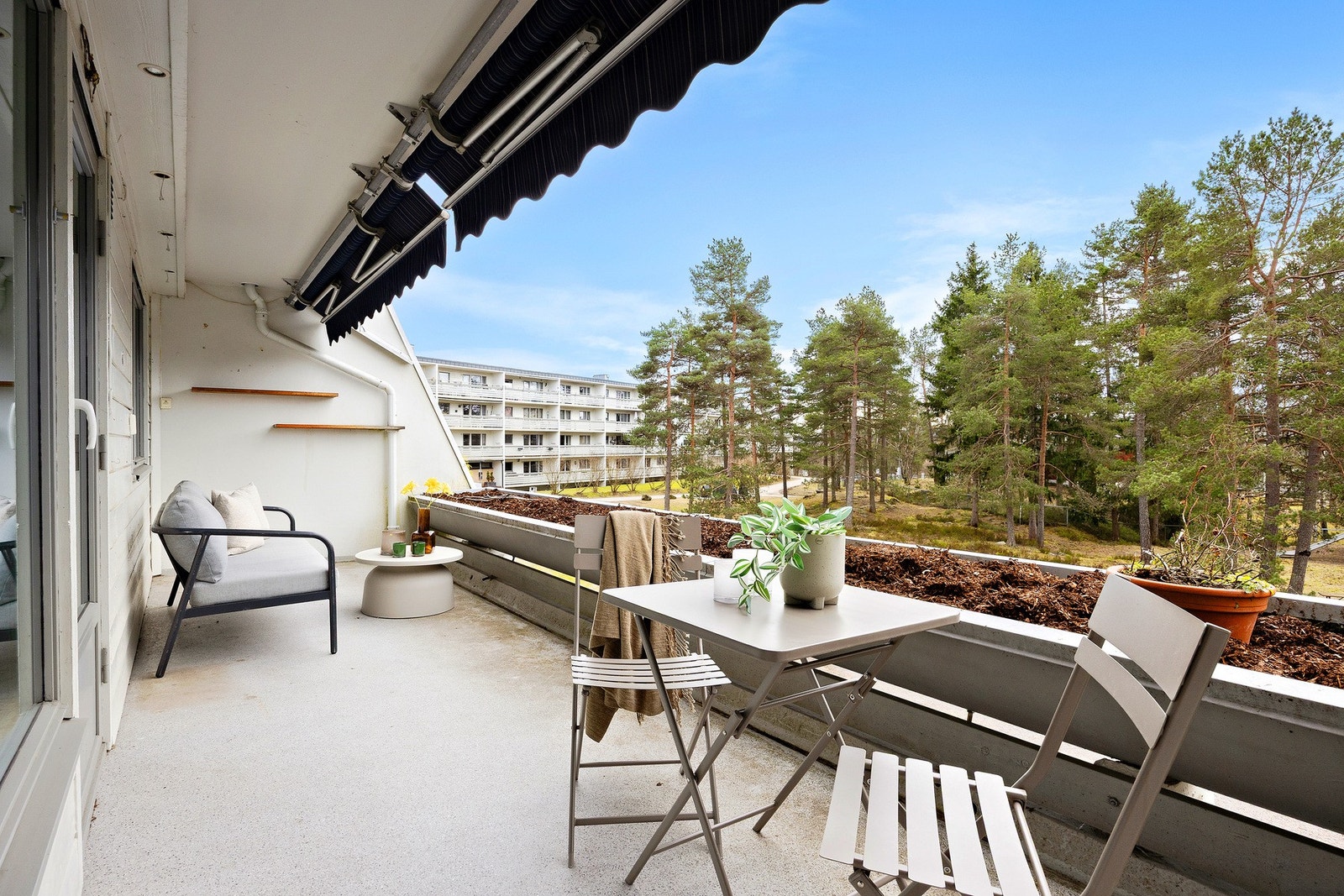 Her får du gleden av en sydvestvendt balkong på 15 kvm. Galleribilde