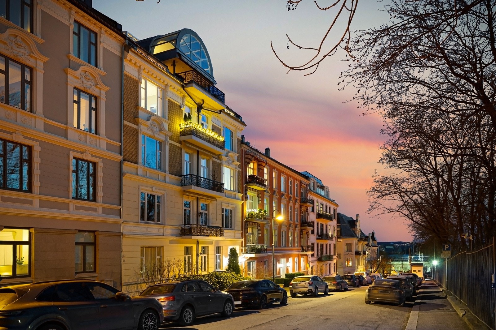 Hele leiligheten vender mot skjermet og fredfull bakgård. Galleribilde