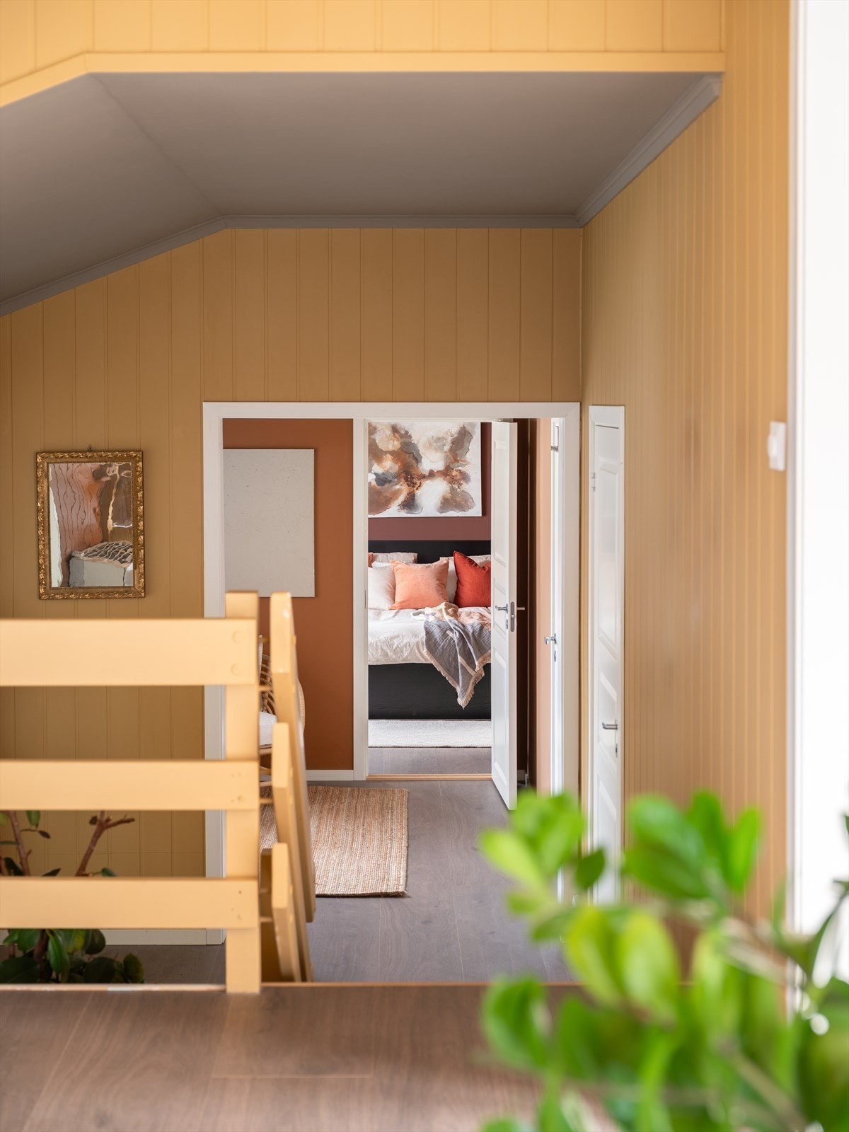 Huset har en romslig gang på 12m². Galleribilde