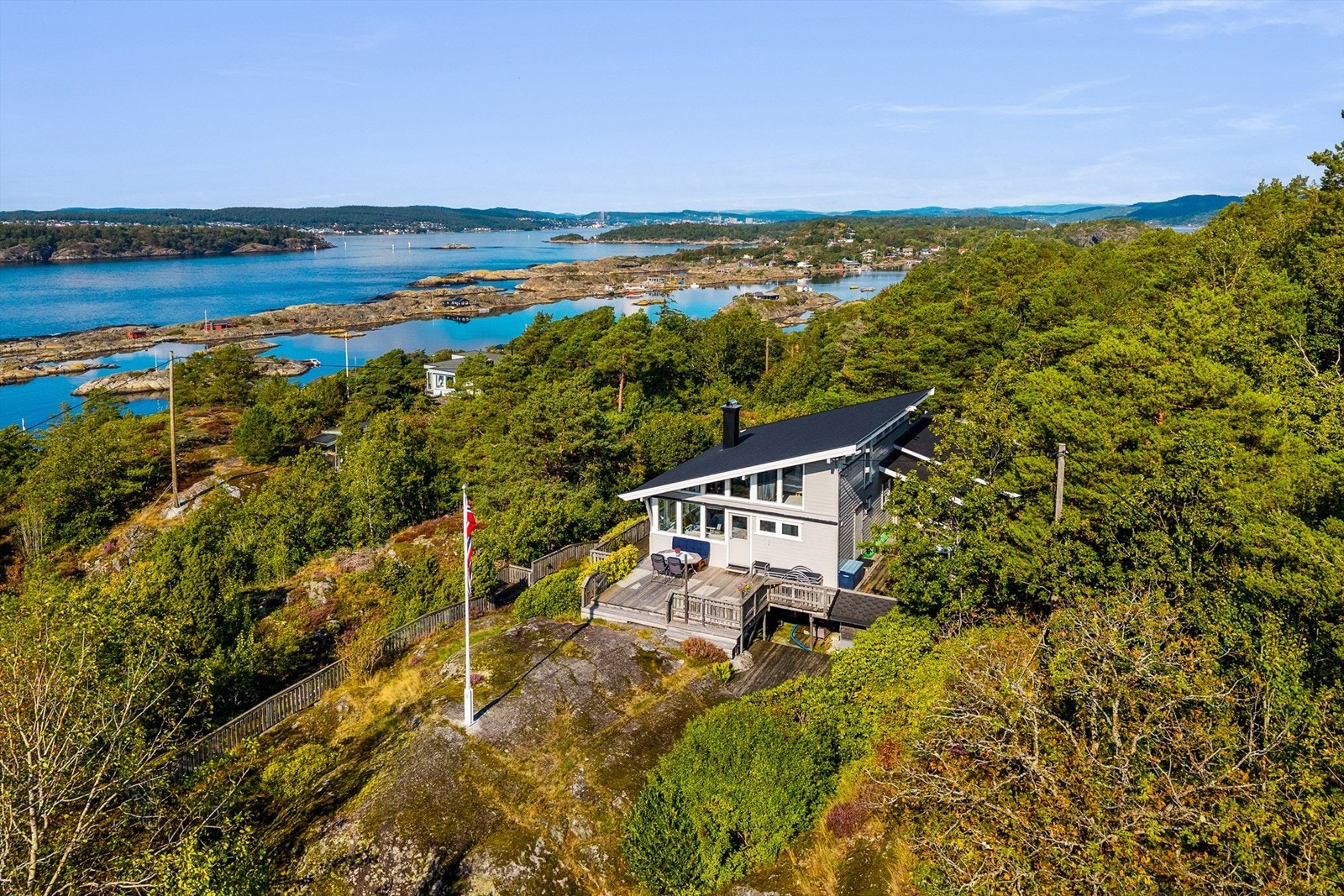 SKJÆRGÅRDSLIV Galleribilde