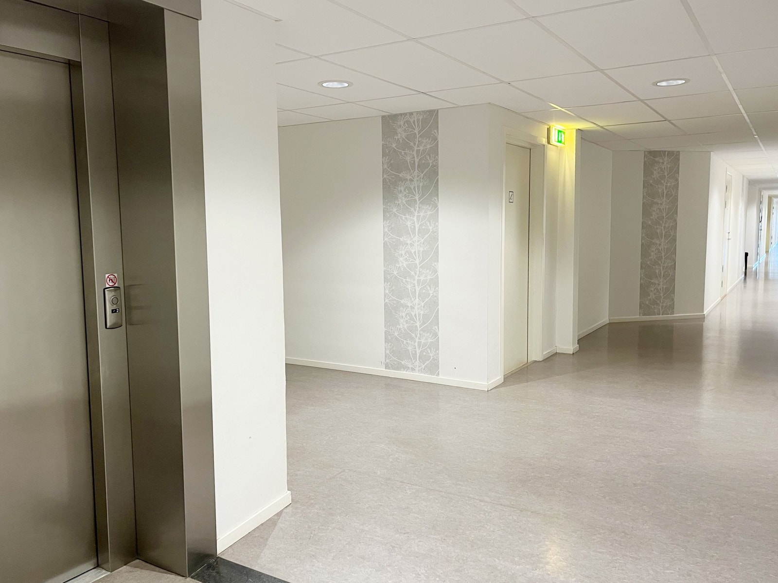 Heis i gang utenfor leiligheten Galleribilde