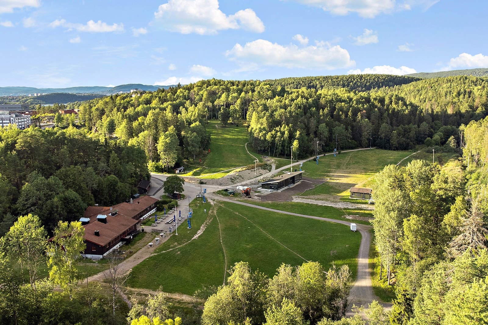 Kort vei til Skullerud skisenter - perfekt for vinteraktiviteter! Galleribilde
