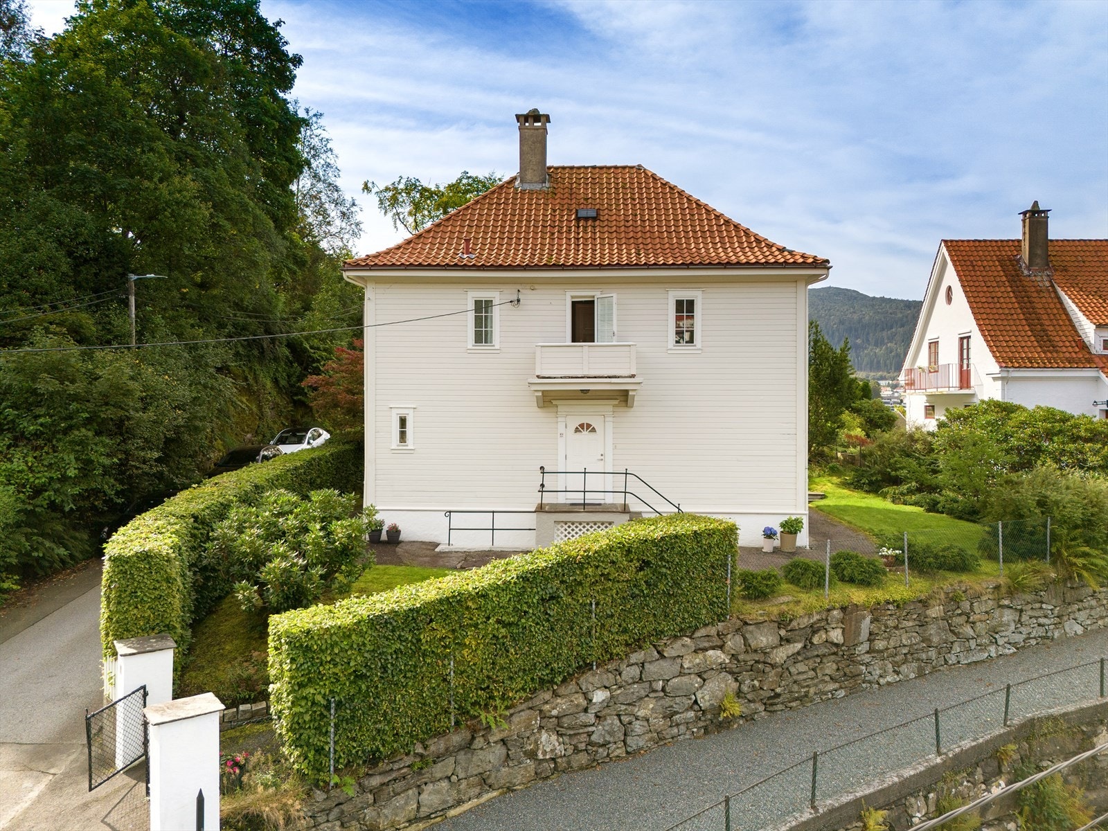 Her bor man tilbaketrukket i rolige omgivelser men likevel sentralt til. Galleribilde