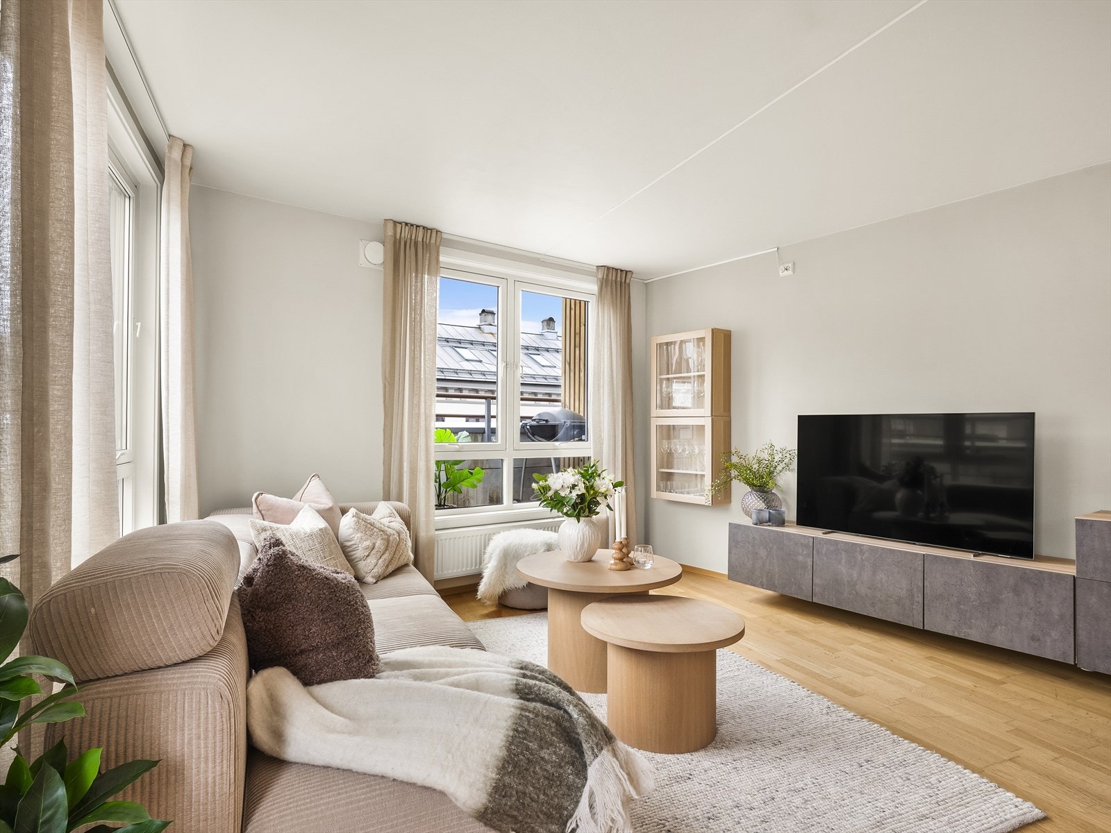 Vinduer fra Nordan med 2-lags glass fra byggeåret 2004. Galleribilde