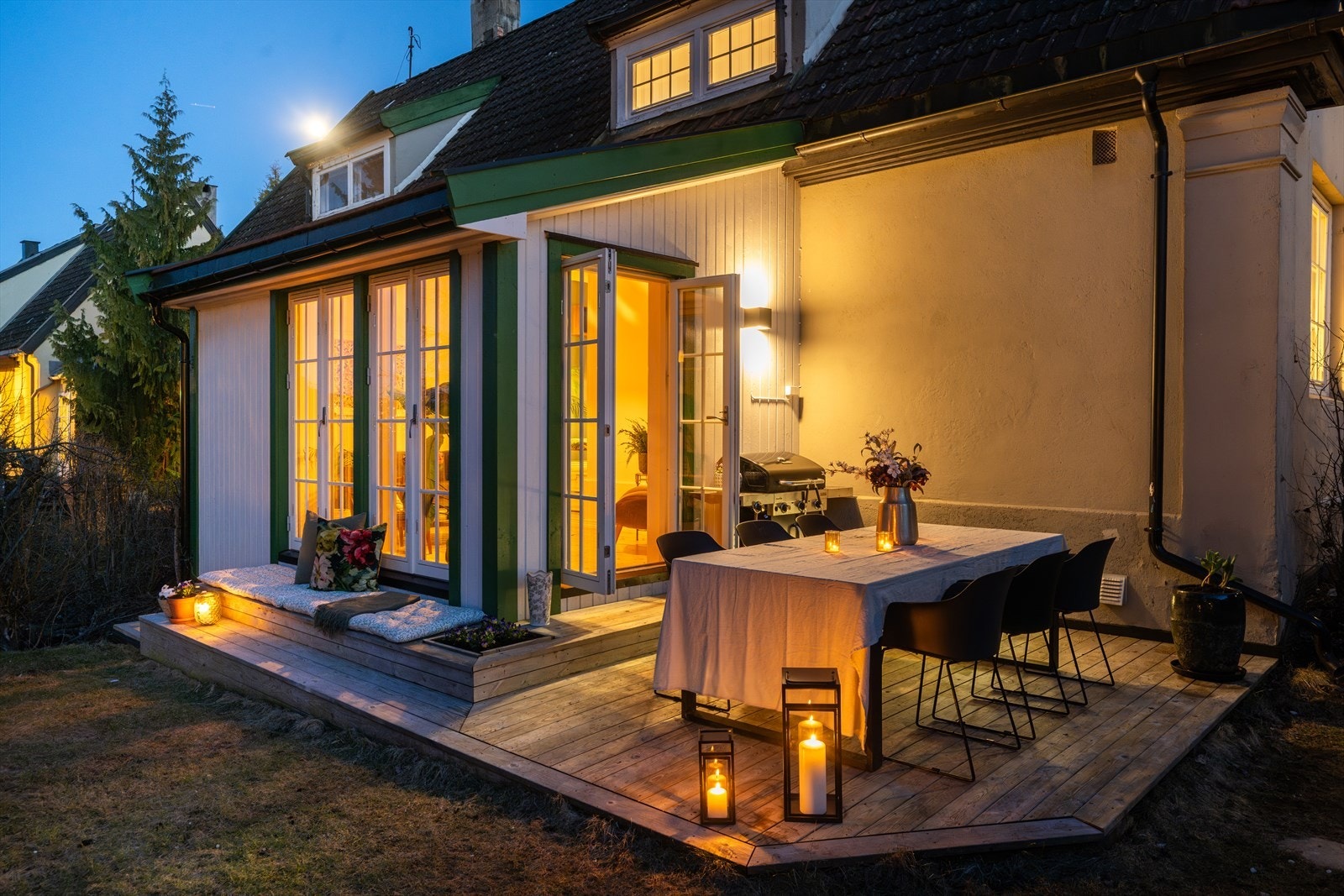 Nyt lange sommerkvelder i rolige omgivelser i Arctanderbyen. Galleribilde