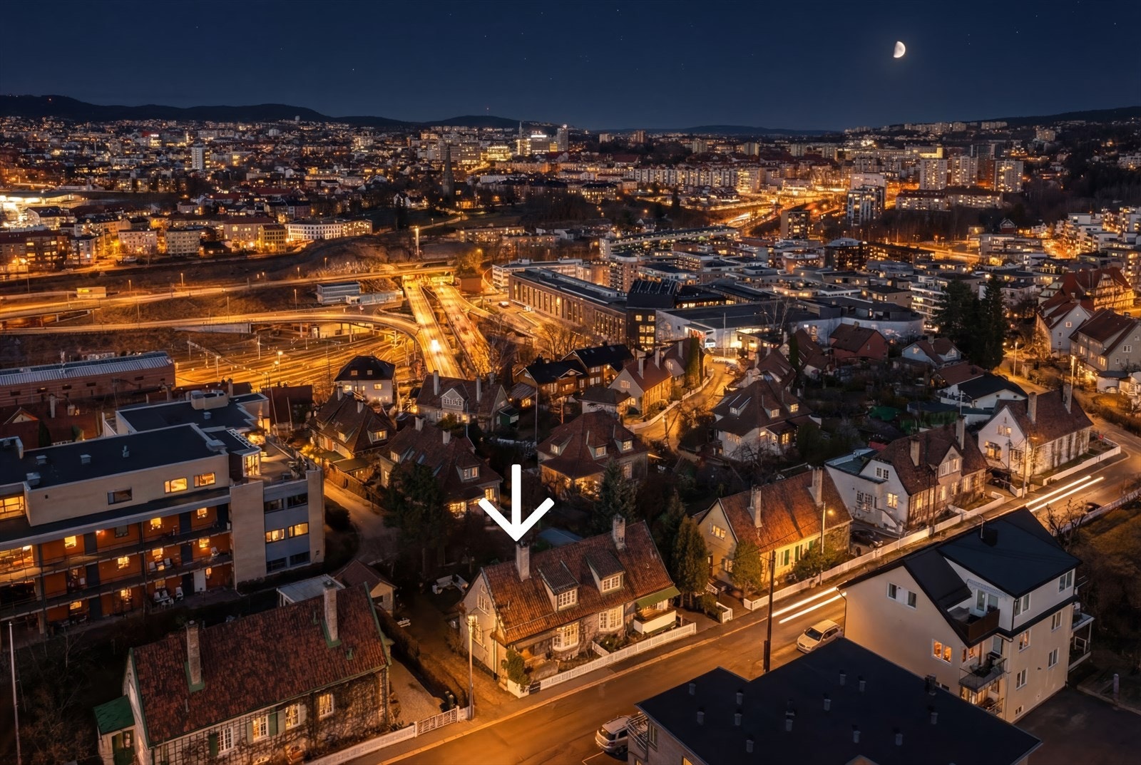 Boligen har en sentrumsnær og attraktiv beliggenhet med kort reisevei til sentrum. Galleribilde