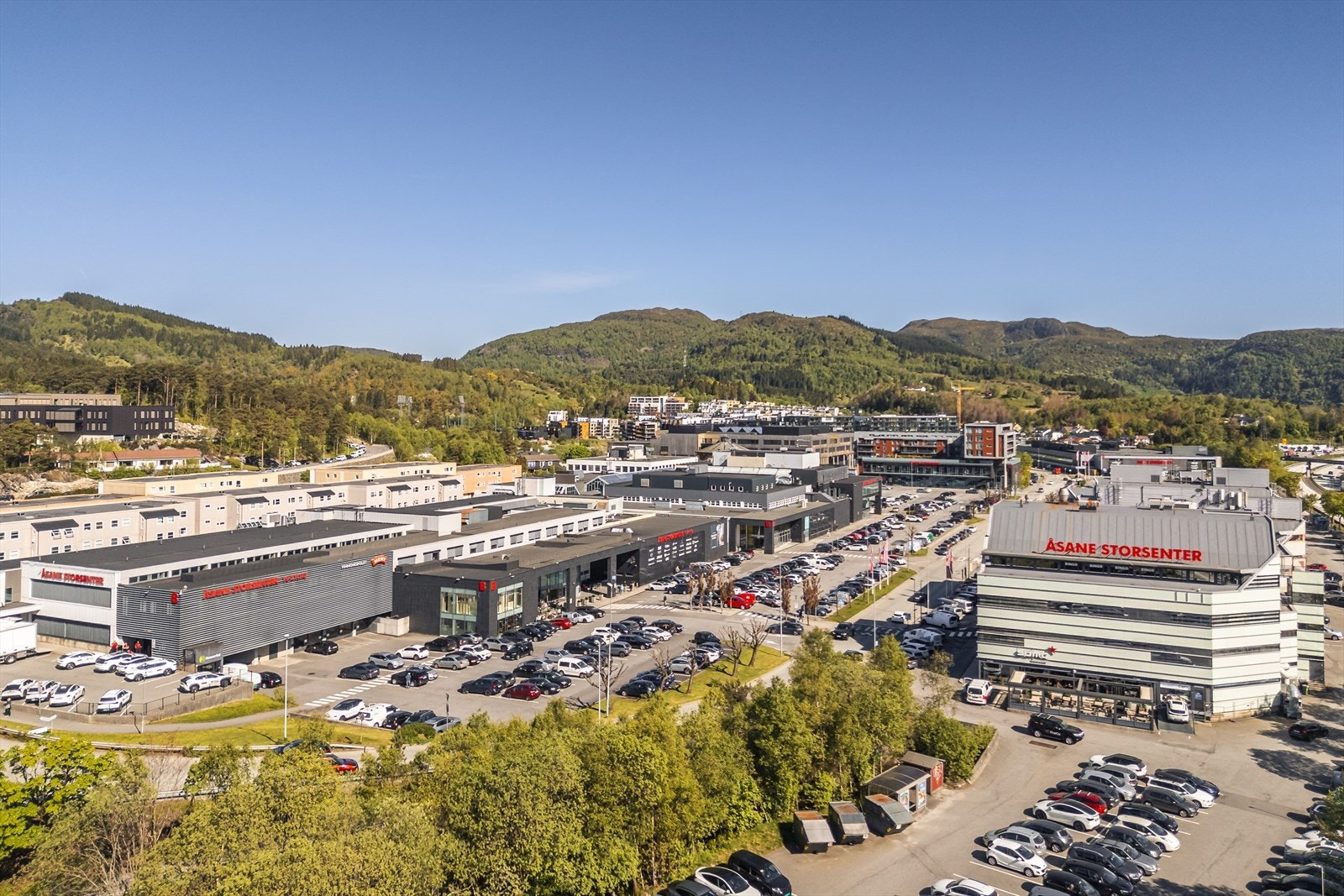 Leiligheten ligger sentralt i Åsane, med kort vei til Åsane senter Galleribilde