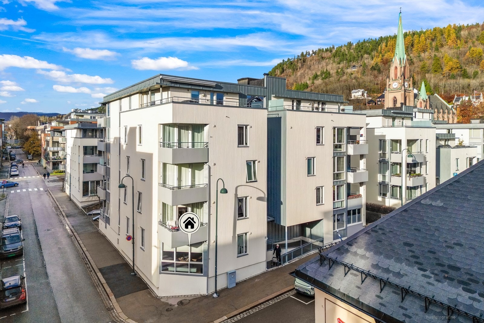 Sentrum gir pendlervennlig hverdag og tilgang til byens puls, samtidig som grønne områder og kulturtilbud er rett utenfor døren. Galleribilde