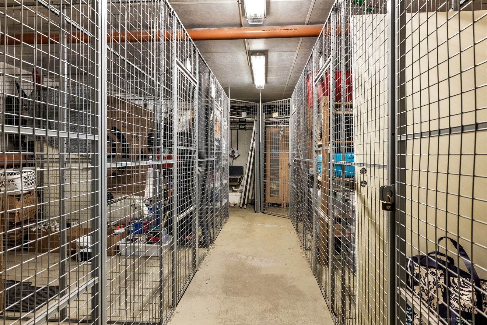 Sportsbod nr. 43 på 5 kvm medfølger. Galleribilde