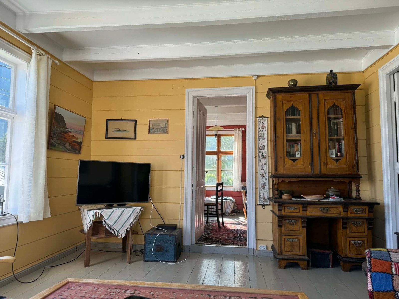 Gul stue Galleribilde
