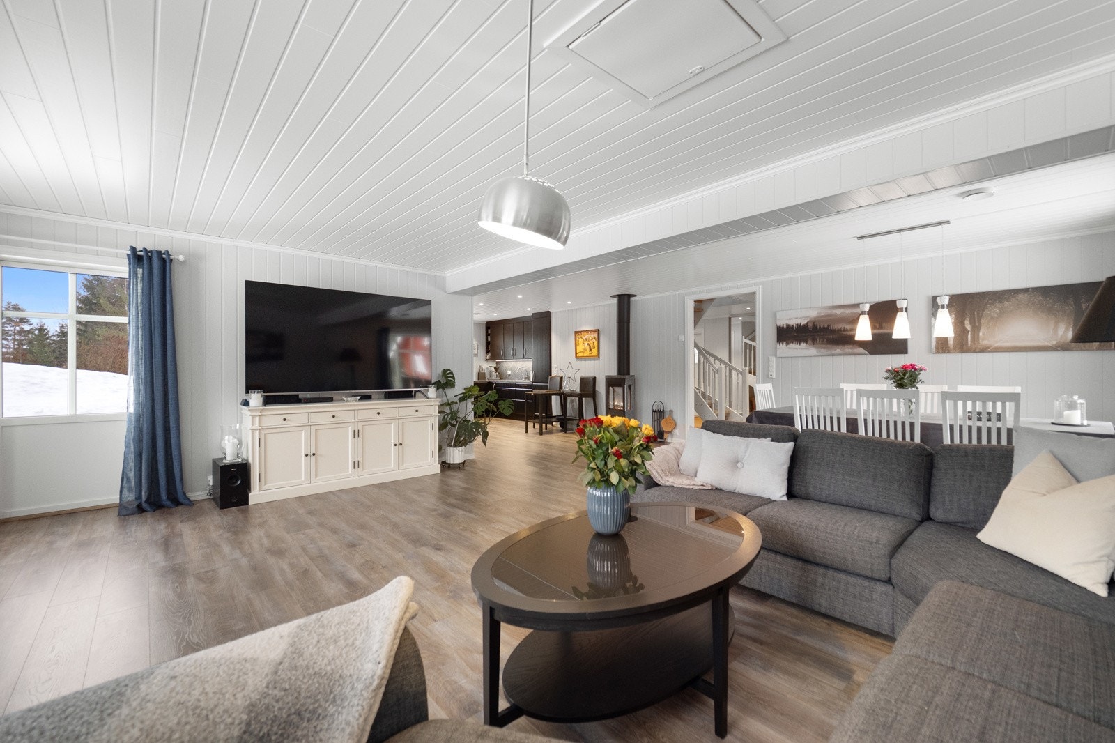 P1871021 Galleribilde