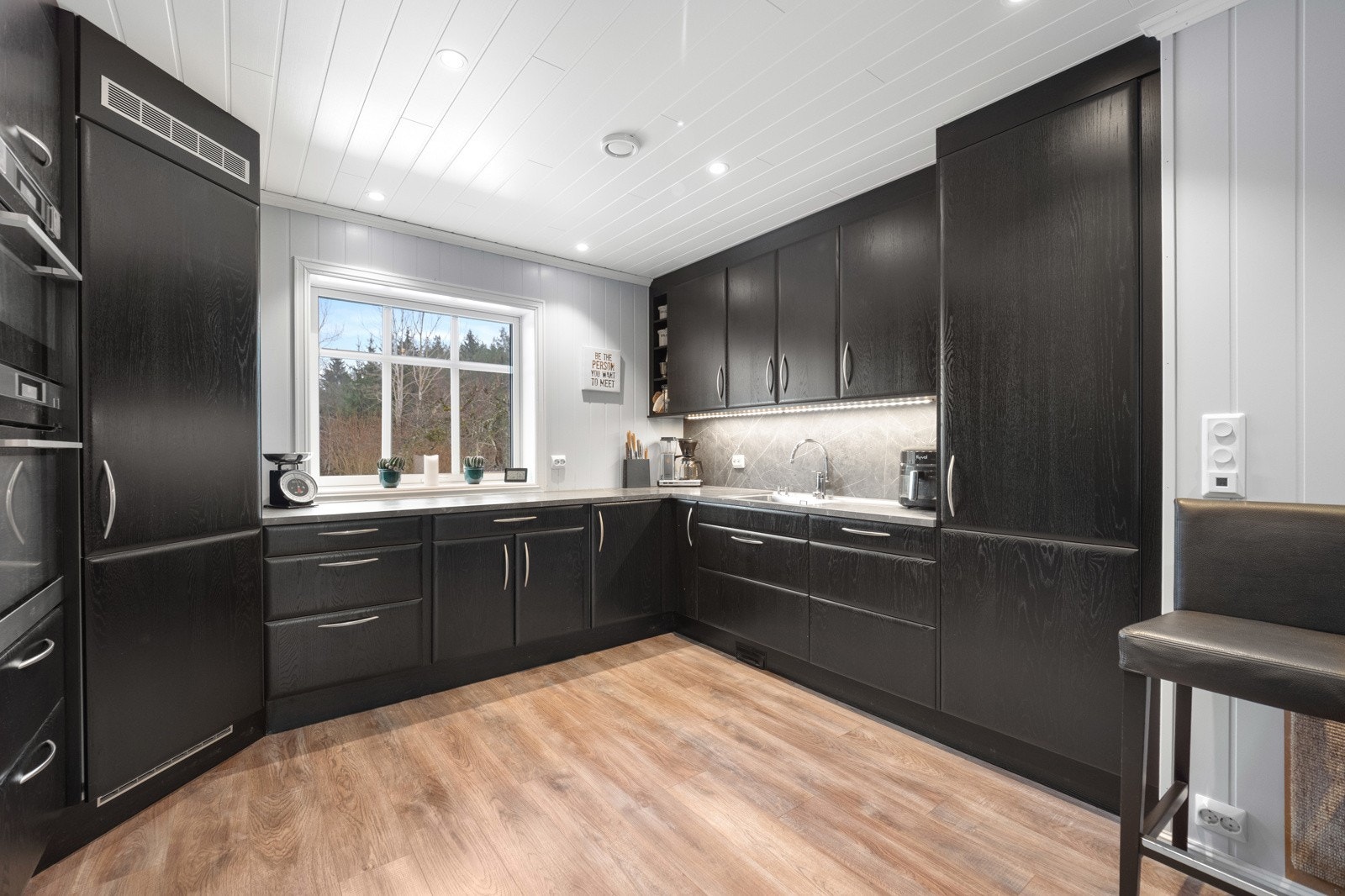 P1870986 Galleribilde