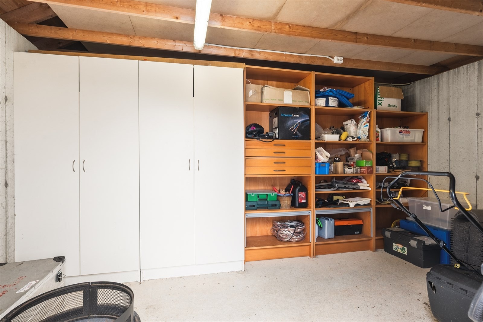 God lagringsplass i uteboden Galleribilde