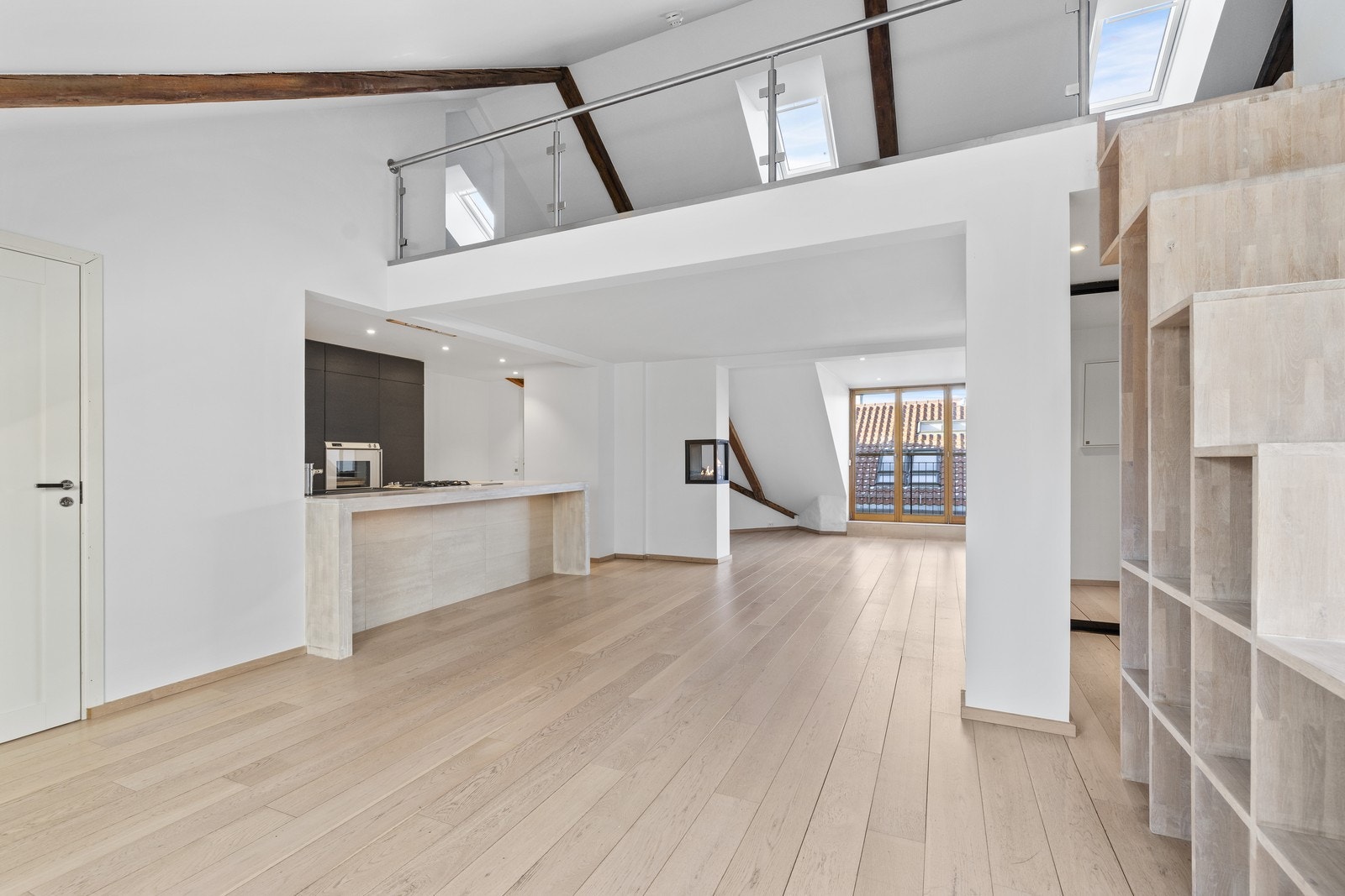 Flott gjennomgående og lys stue. Galleribilde