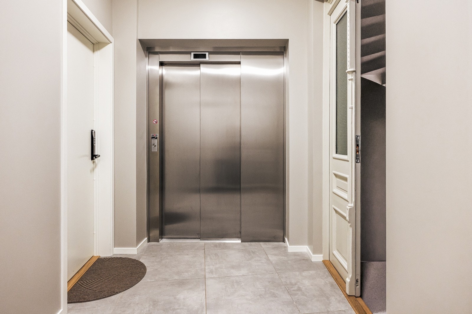 - Sjelden luksus med heis i bygget - Galleribilde