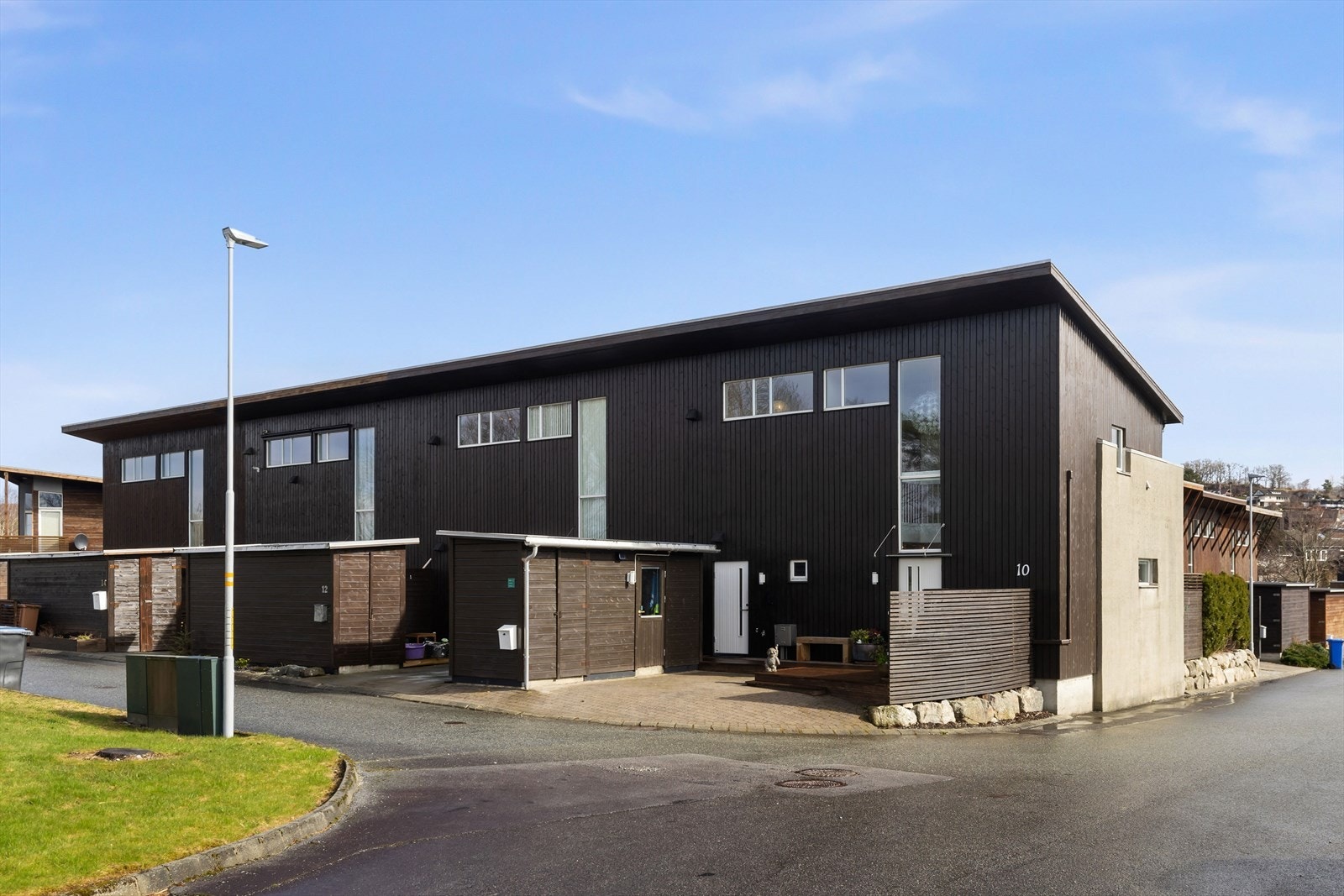 Flere terrasser og gode solforhold hele dagen Galleribilde