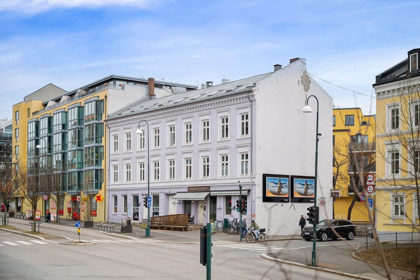 Her bor man sentrumsnært med kort vei til det meste av butikker og servicetilbud. Galleribilde