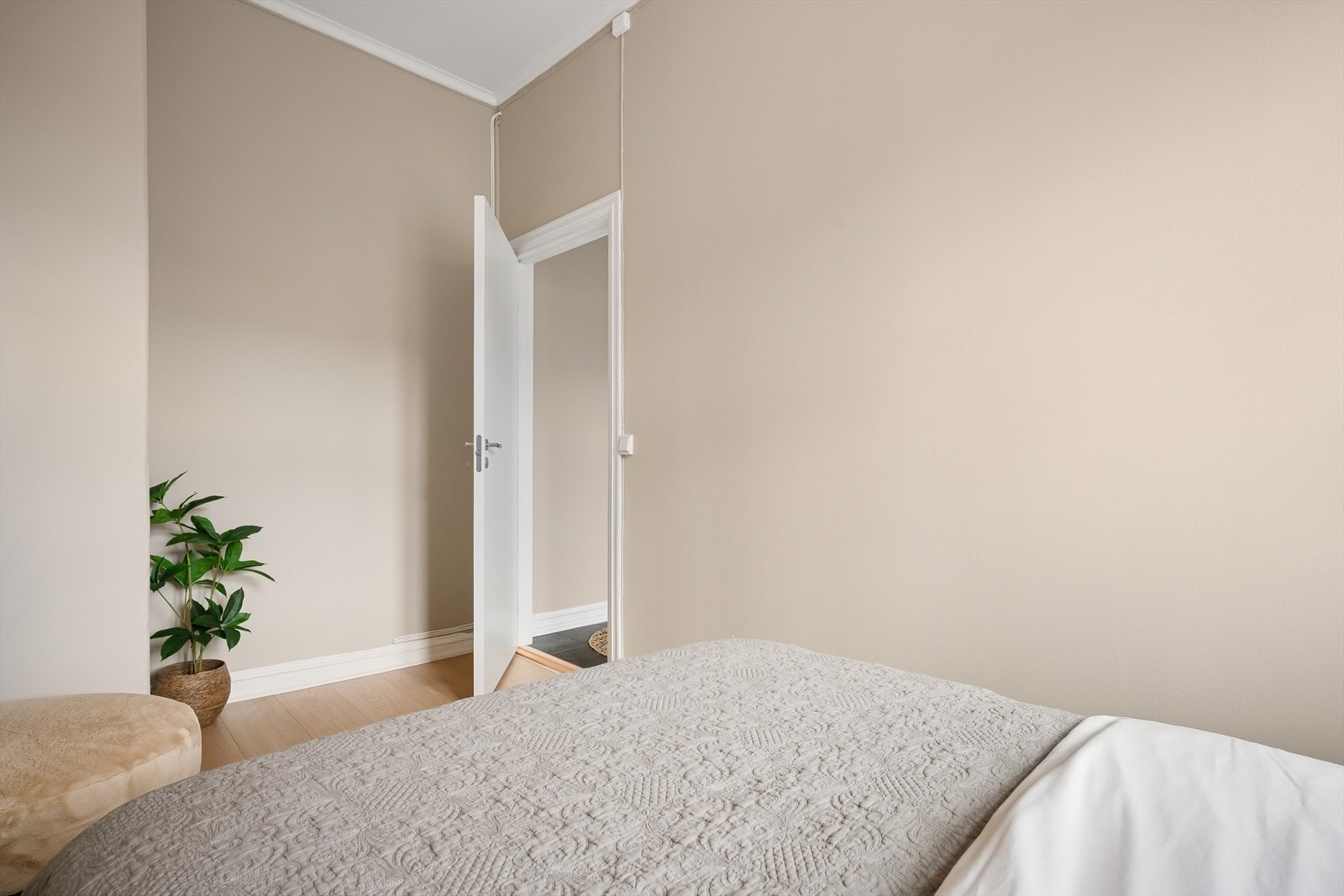 Soverommet har også nytt gulv og nymalte overflater. Galleribilde