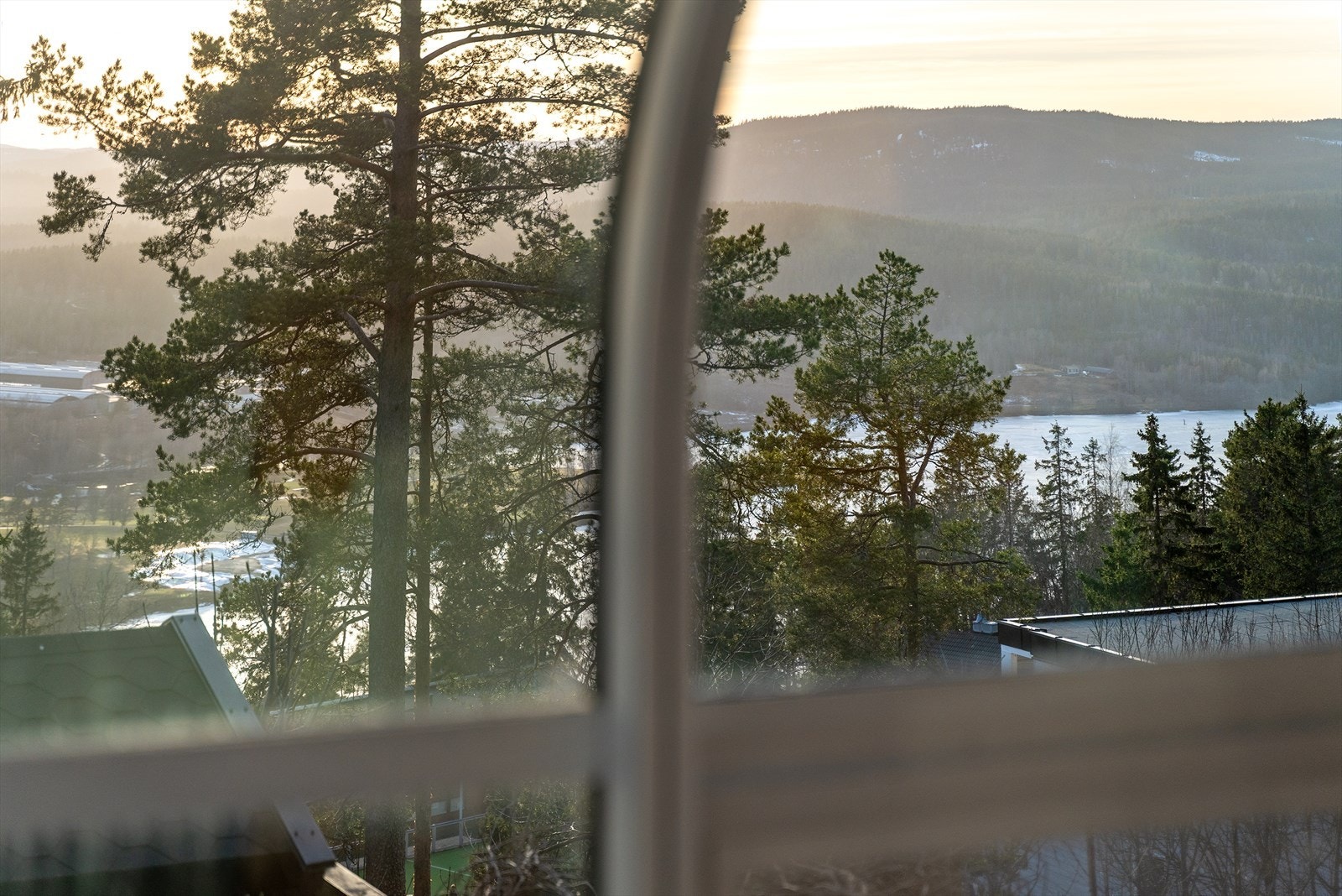 Utsikt mot Bogstadvannet og Sørkedalen Galleribilde