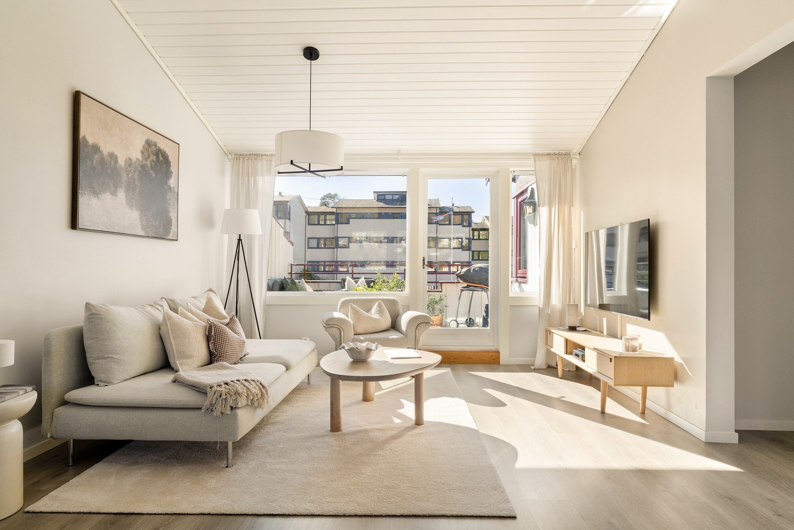 Velkommen til Ørnahaugen 25! Presentert av Emre Anthonisen - Eiendomsmegler Krogsveen Galleribilde