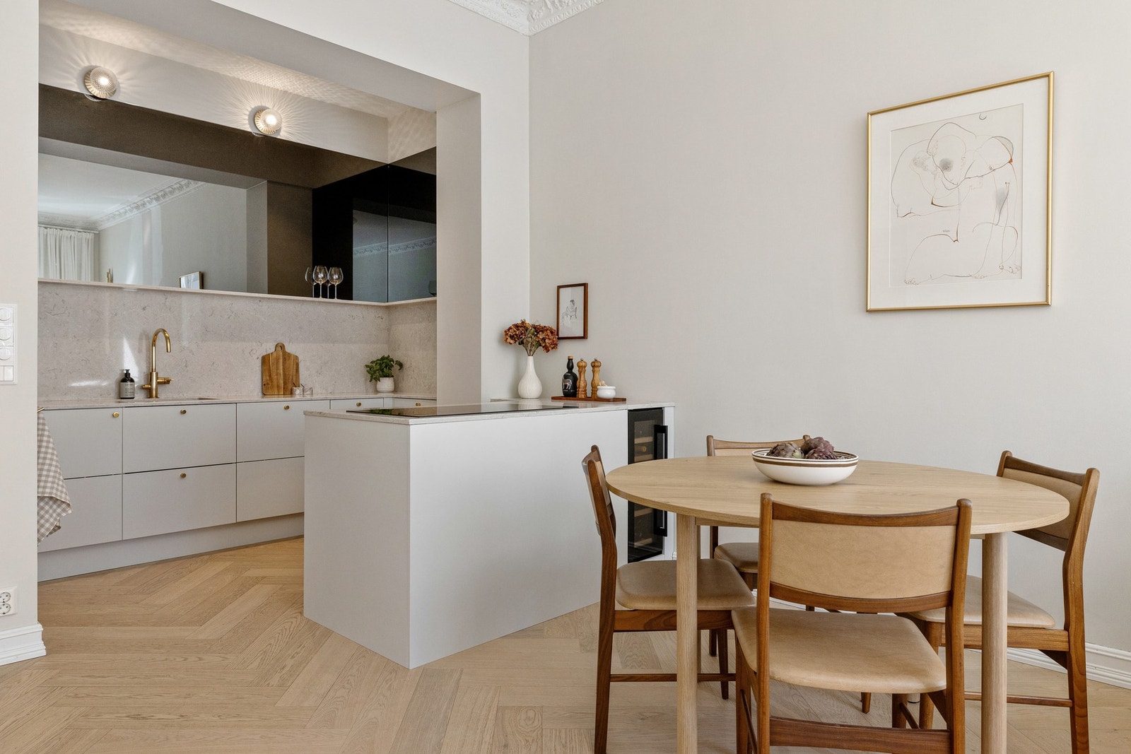 Lekkert kjøkken fra kvalitetsleverandøren Sigdal fra 2021. Galleribilde