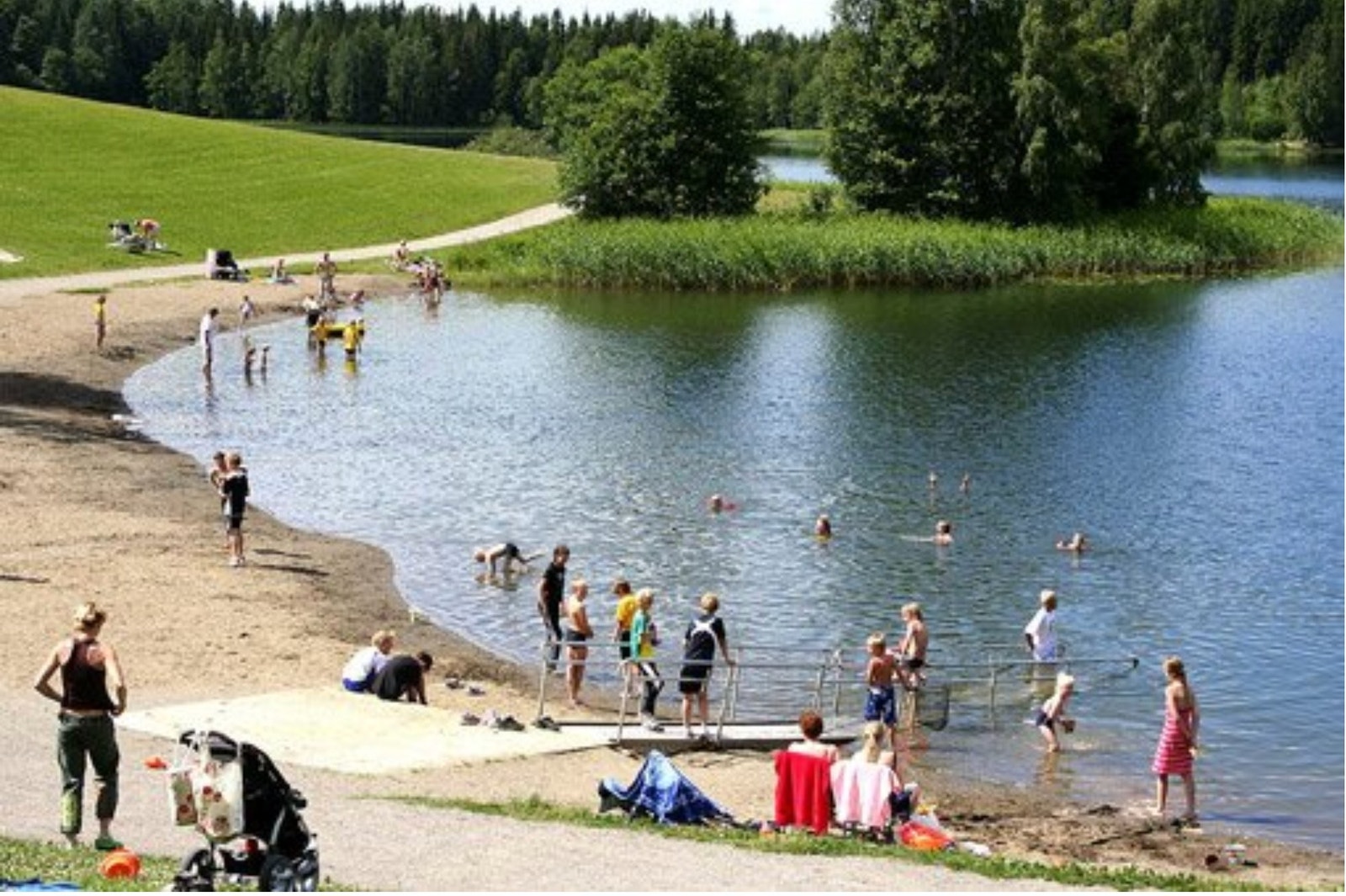 Nordbytjernet kun 5 minutter unna med bil. Galleribilde