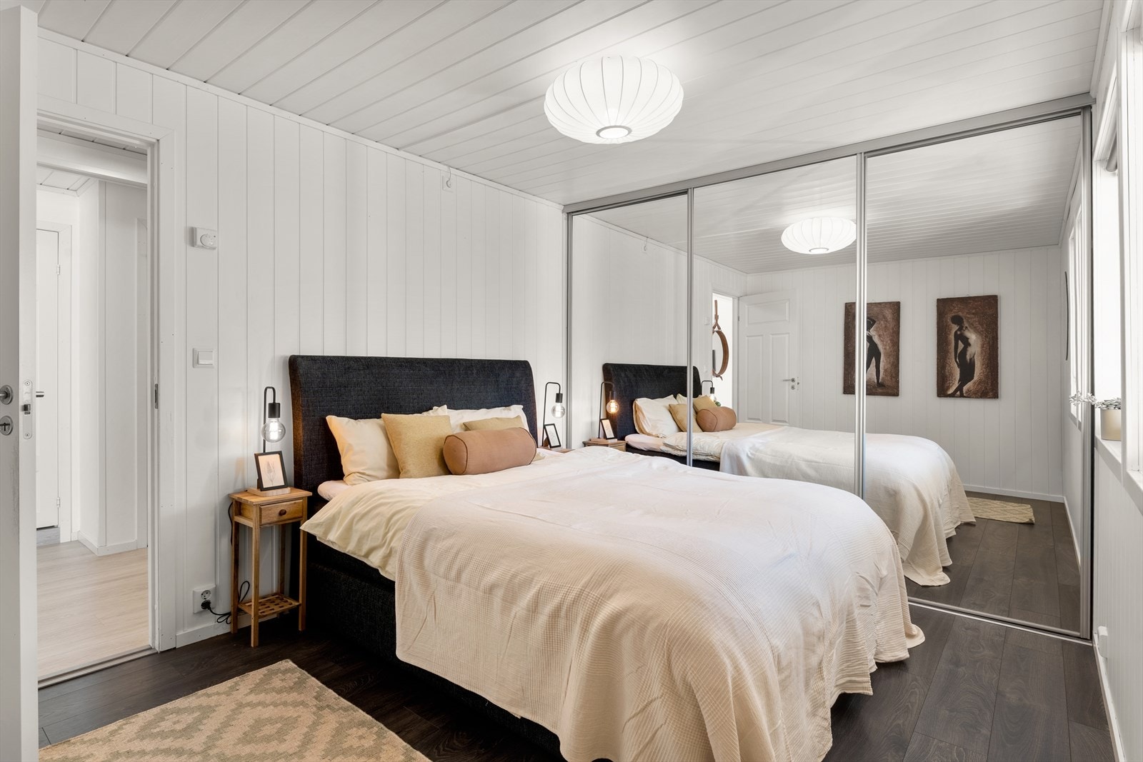 Boligen byr på to gode soverom med ulike størrelser og kvaliteter, samt vannbåren gulvvarme. Galleribilde