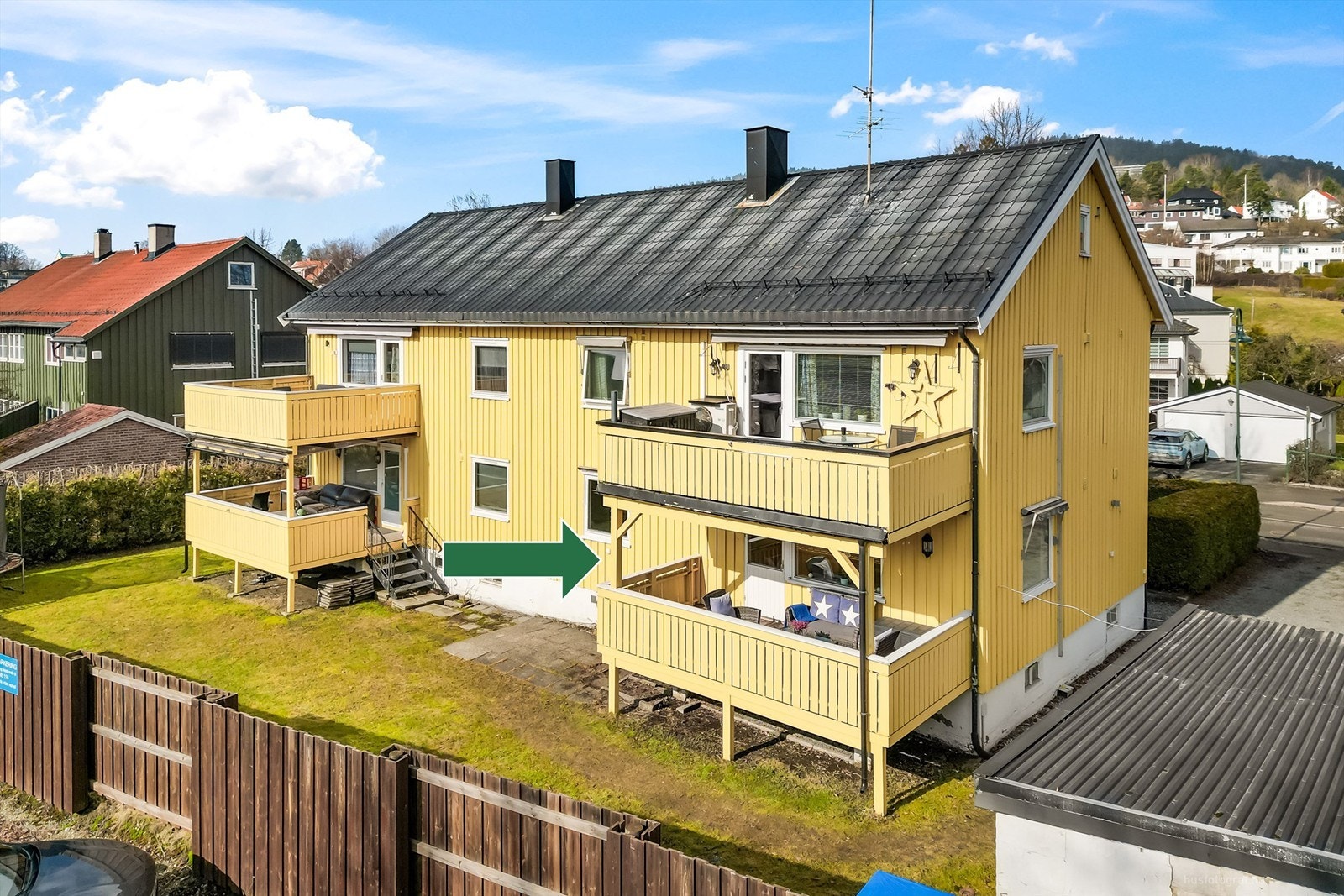 Leiligheten ligger i første etasje i en firemannsbolig på Brakerøya.
Foto: Haiman Askari Galleribilde