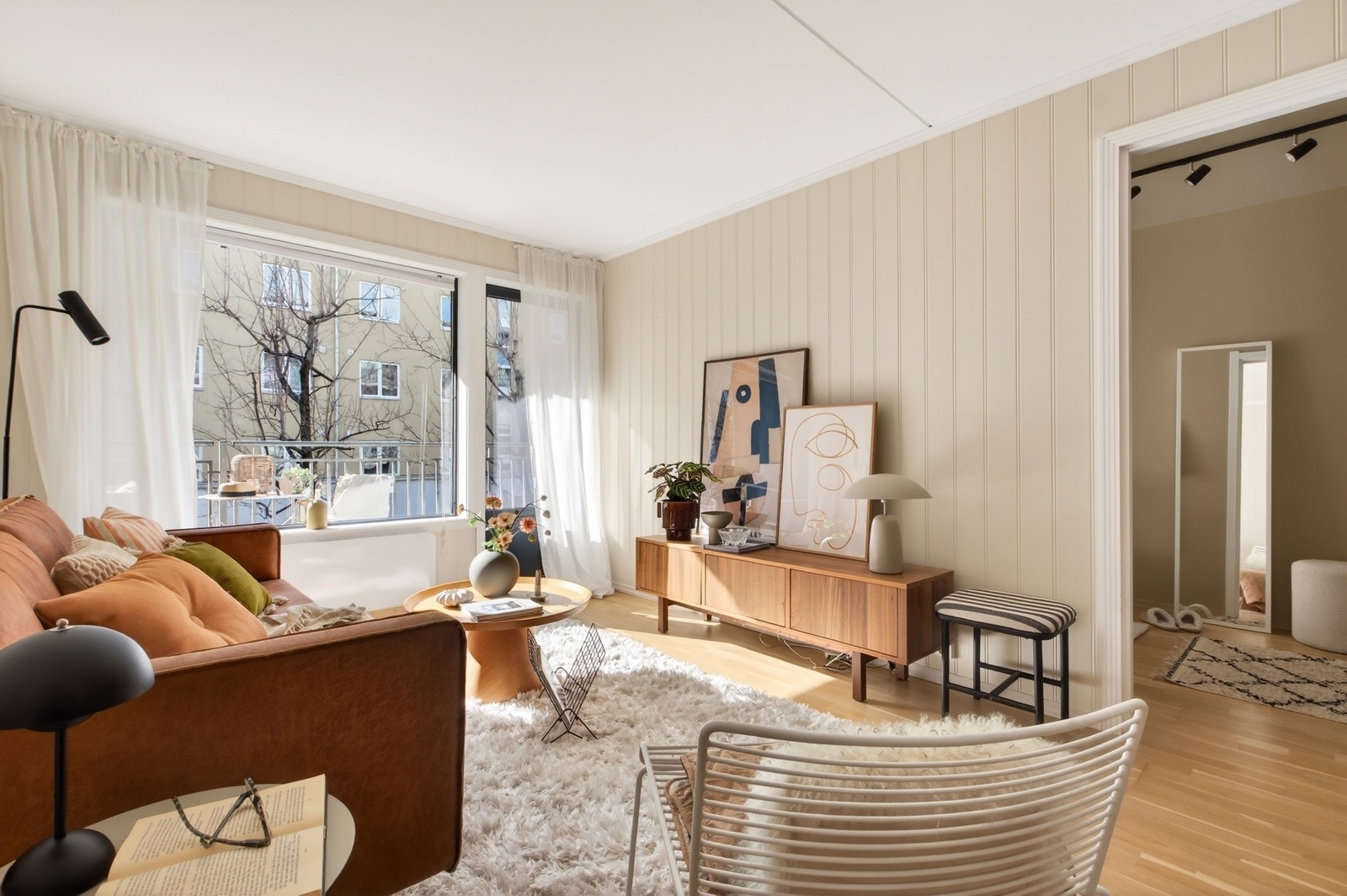 Her kommer du til en lys og pen 3-roms beliggende på populære Vålerenga i Gamle Oslo. Galleribilde