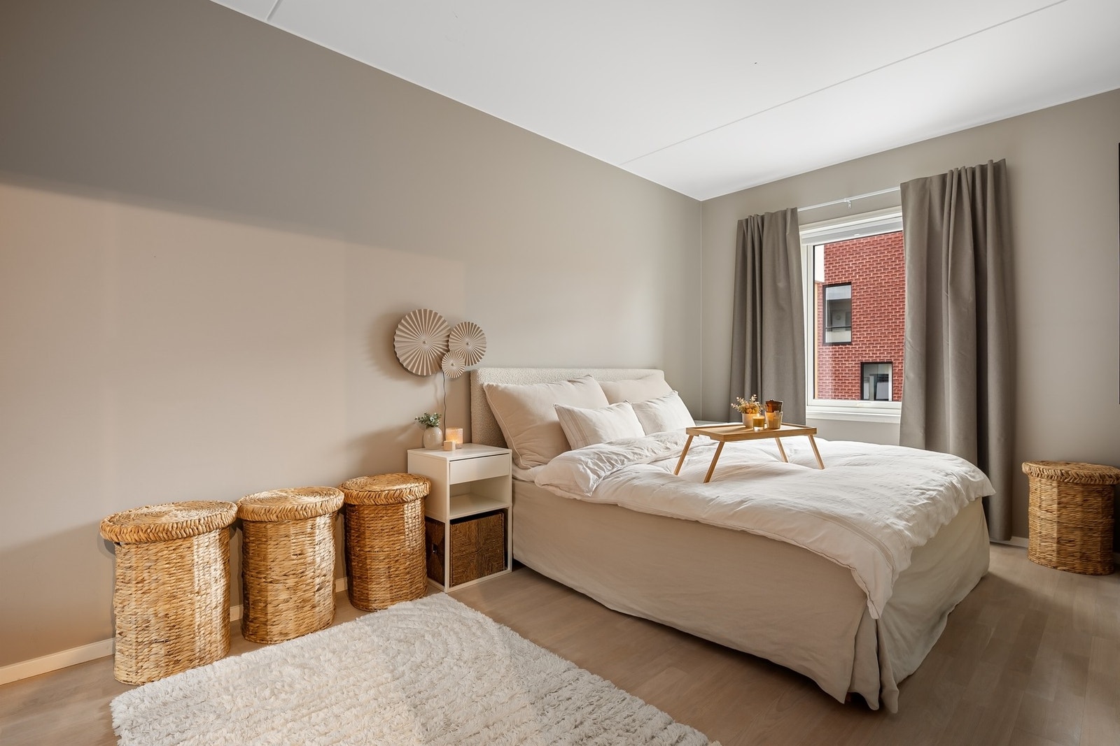 Boligen har to romslige soverom med gode møbleringsmuligheter Galleribilde